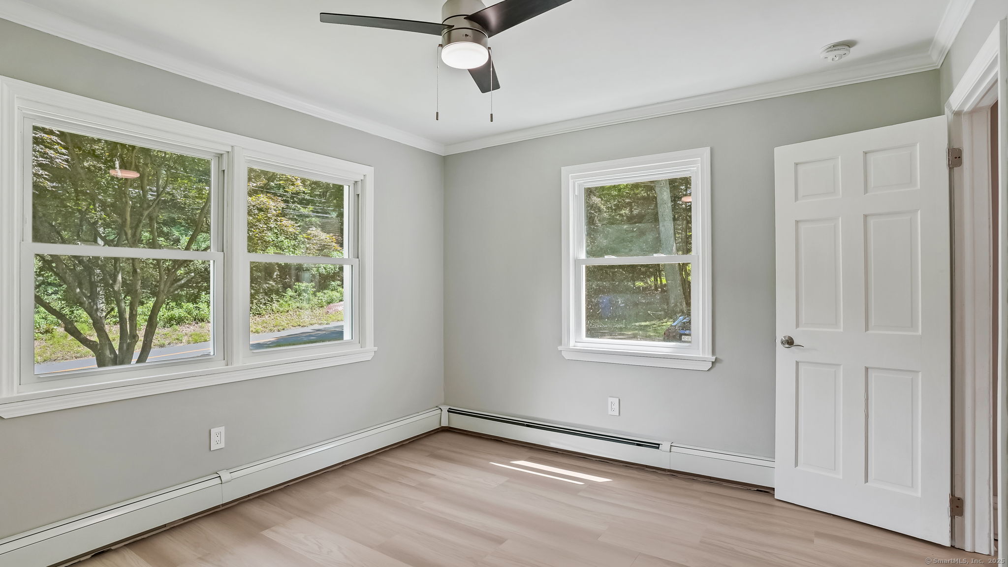 240 Great Plain Road