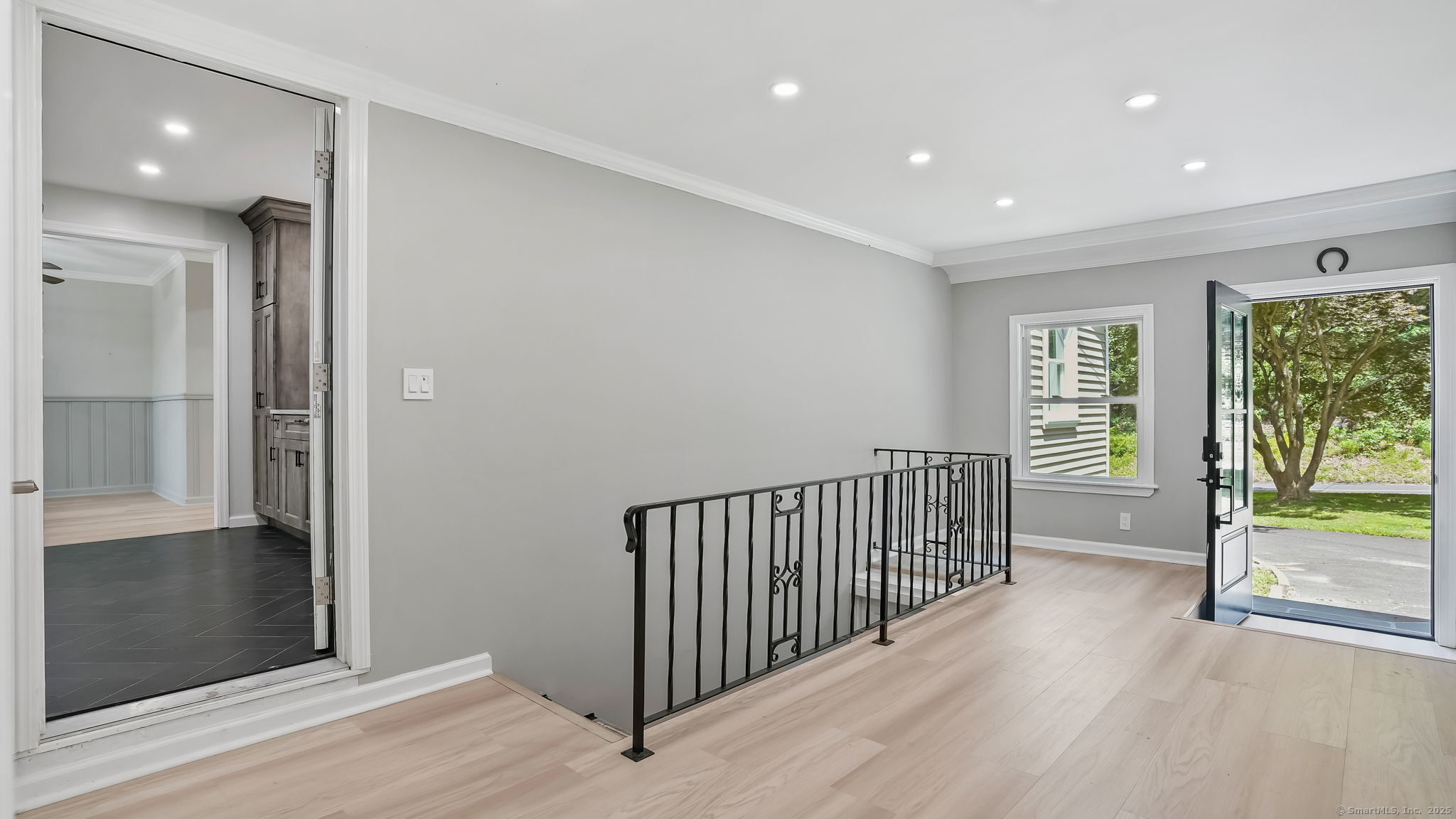 240 Great Plain Road