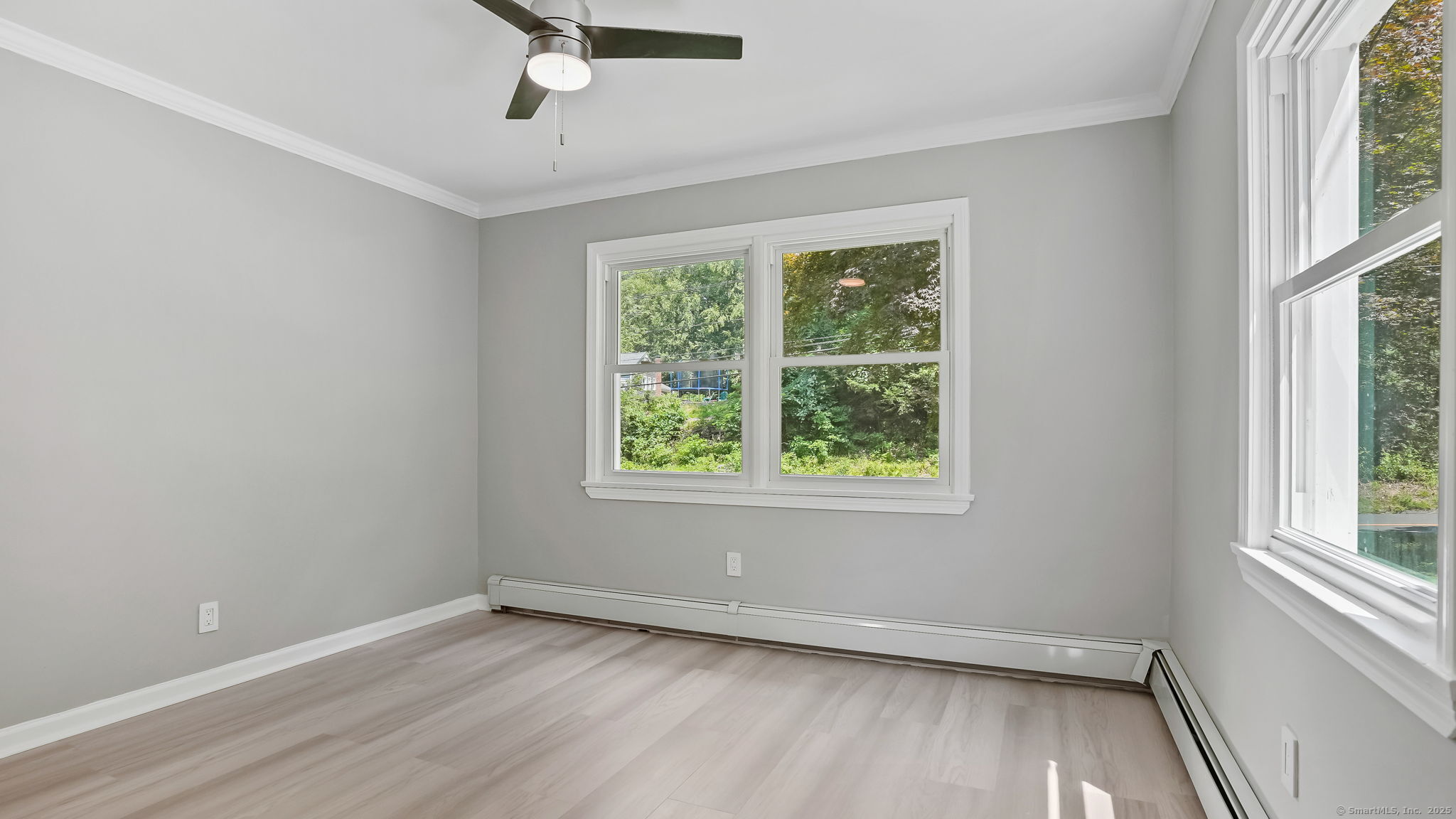 240 Great Plain Road