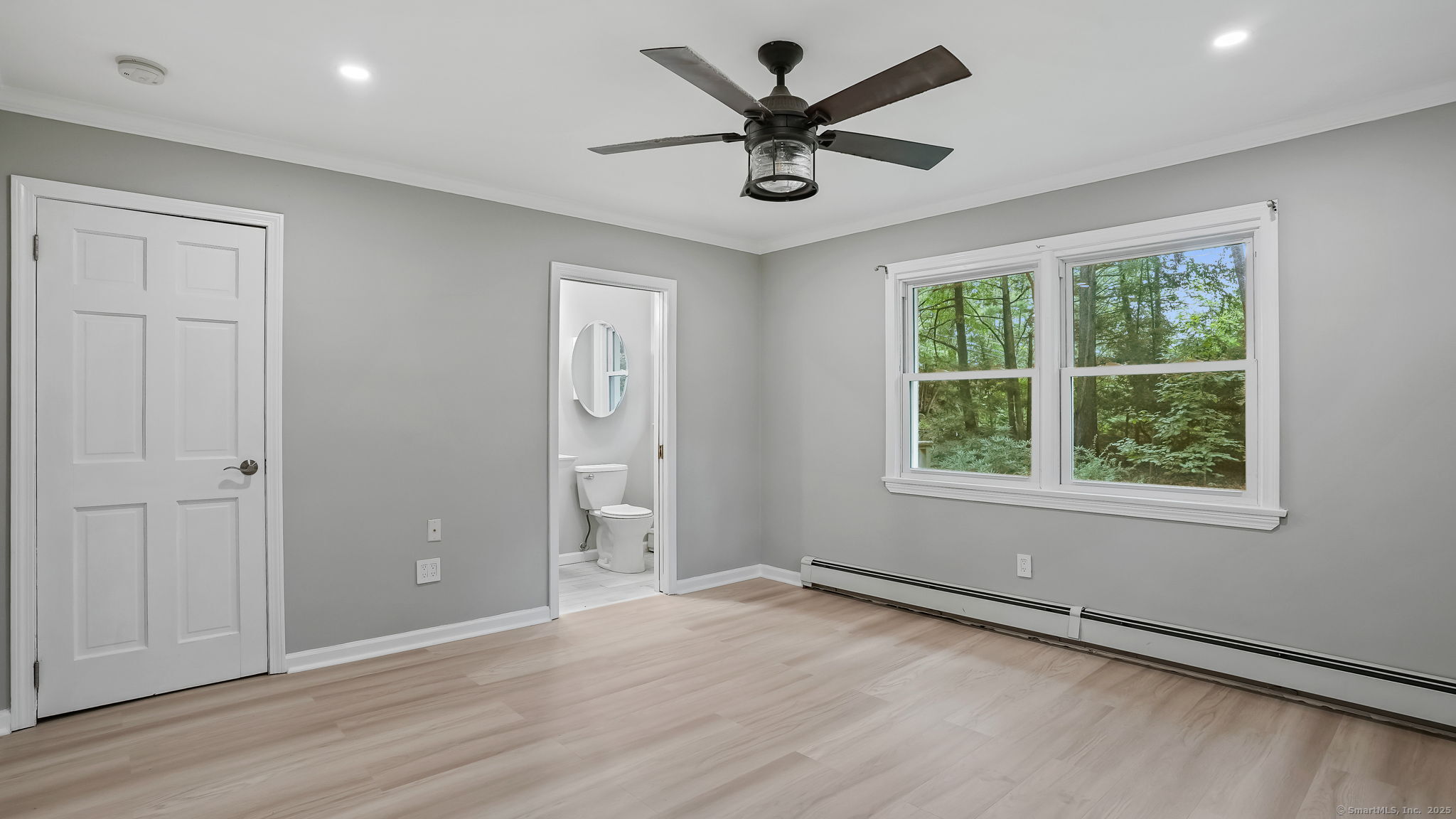240 Great Plain Road
