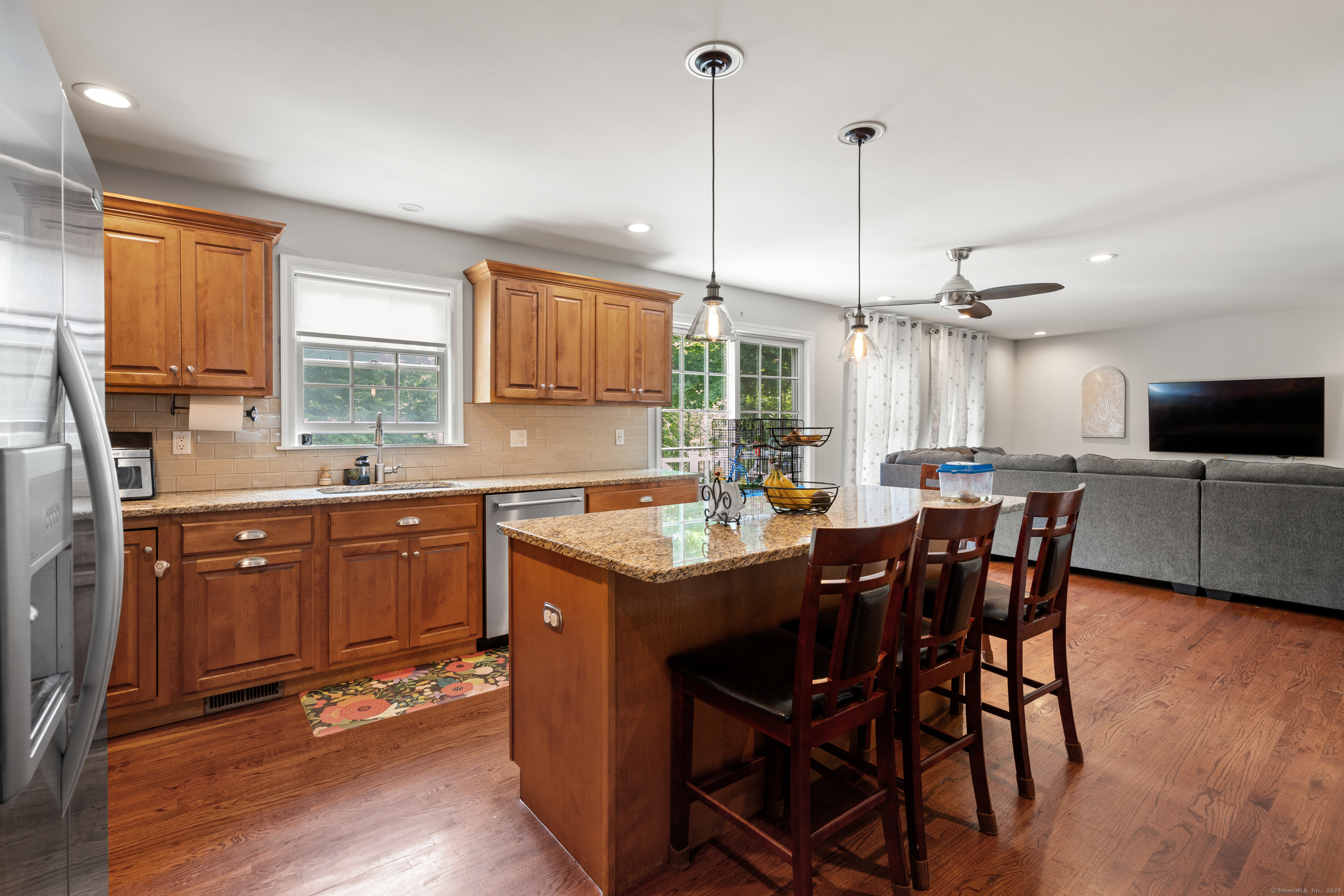 7 Hawleyville Road