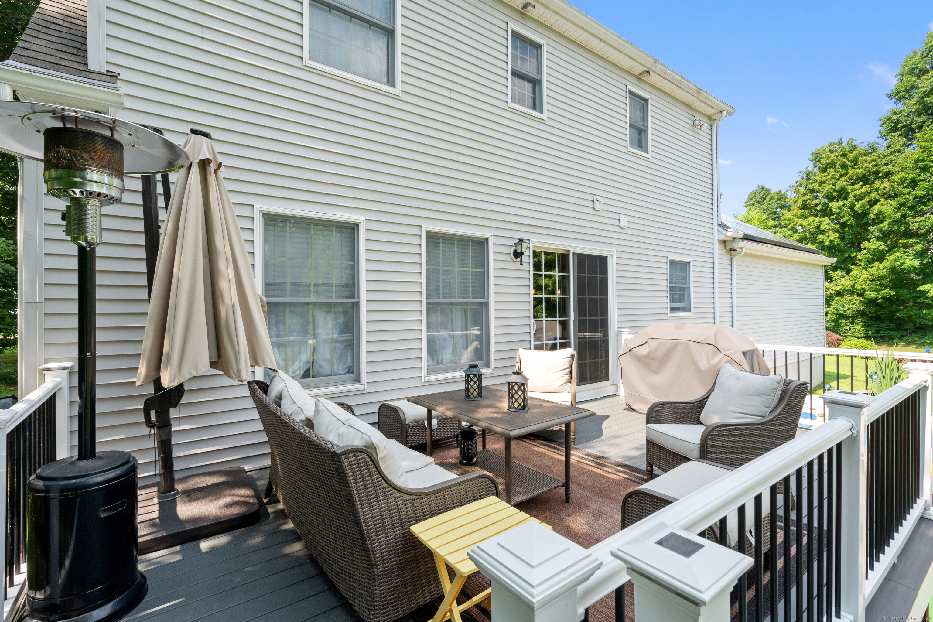 7 Hawleyville Road