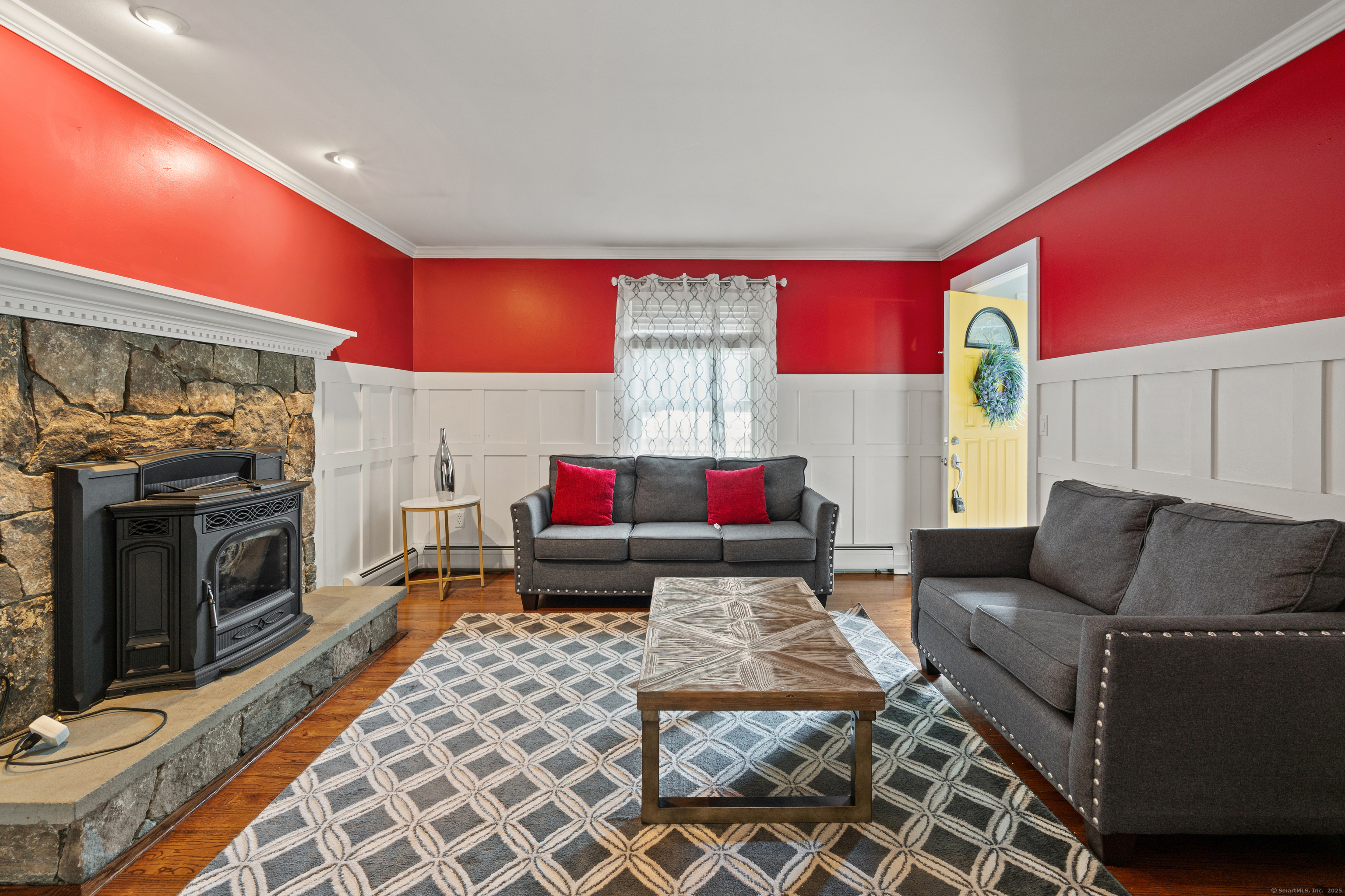 7 Hawleyville Road