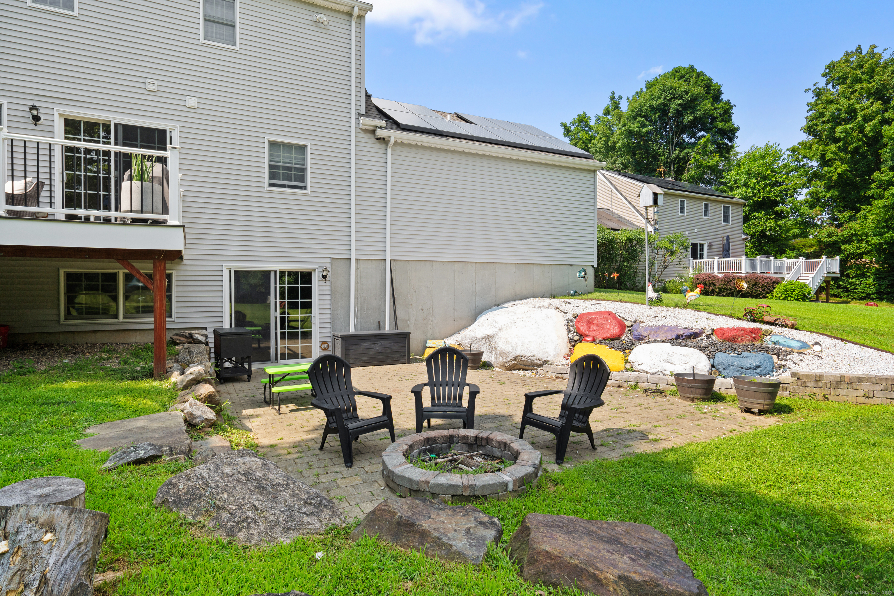 7 Hawleyville Road
