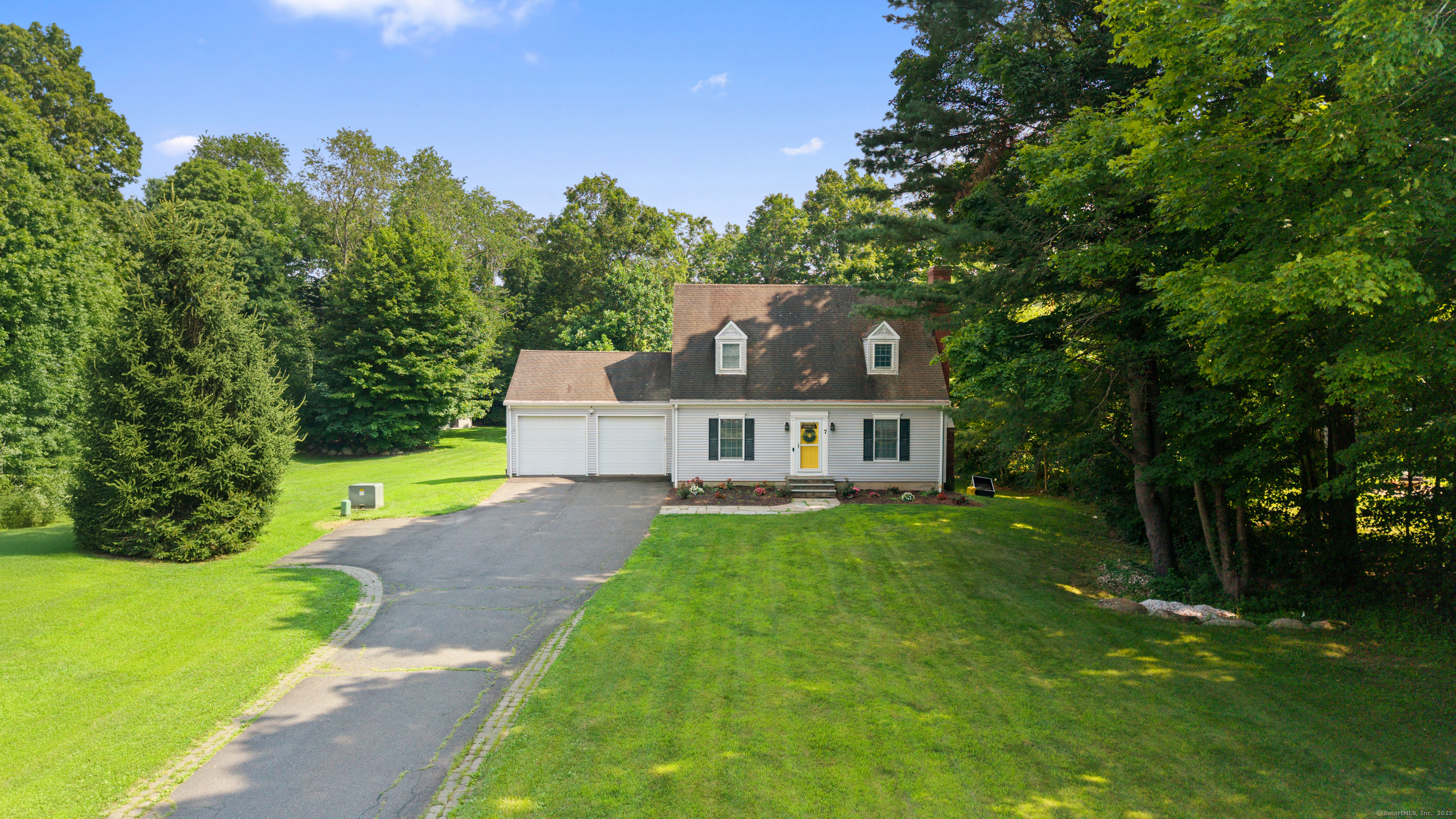 7 Hawleyville Road