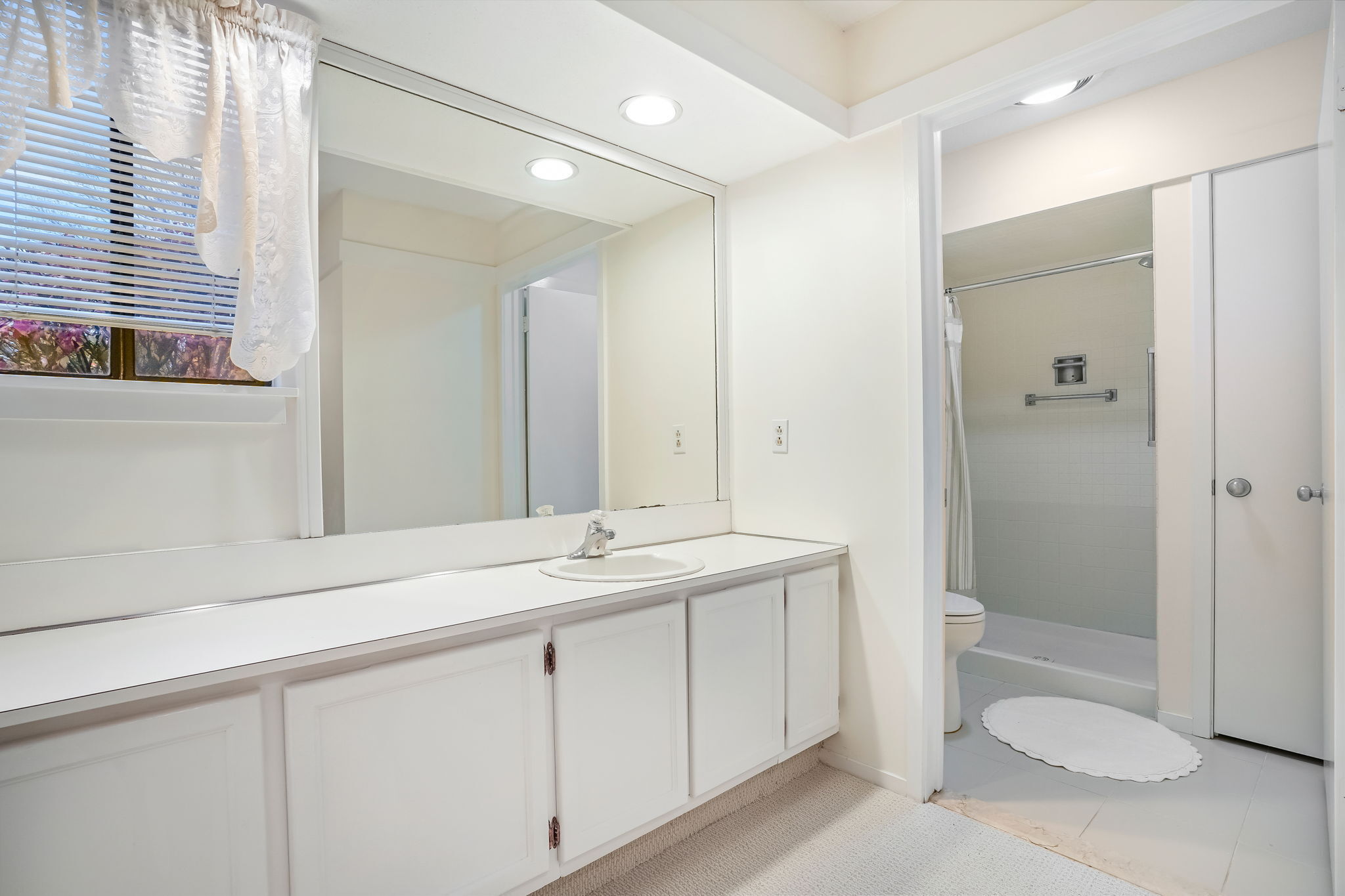 511 Heritage Village B