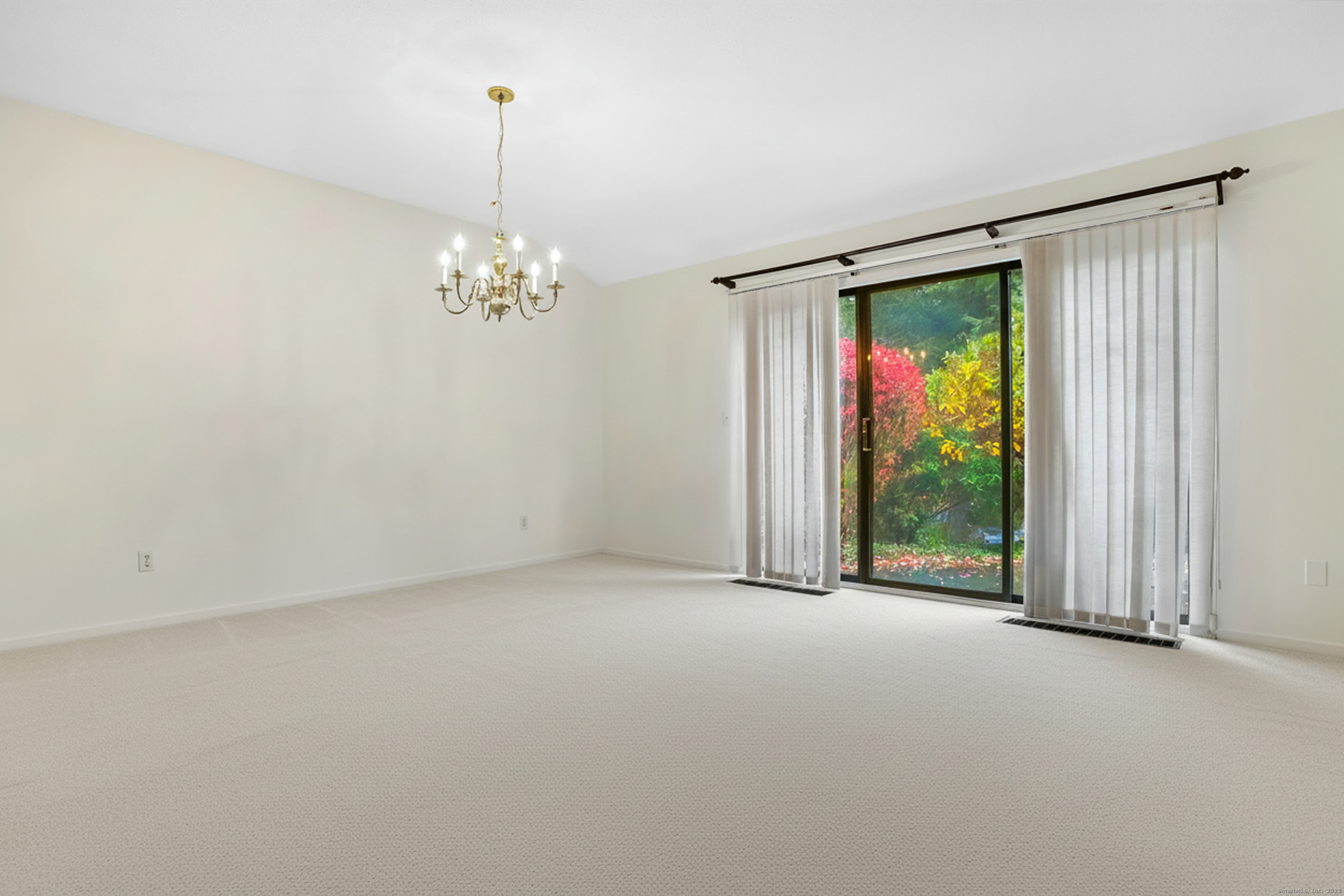 511 Heritage Village B