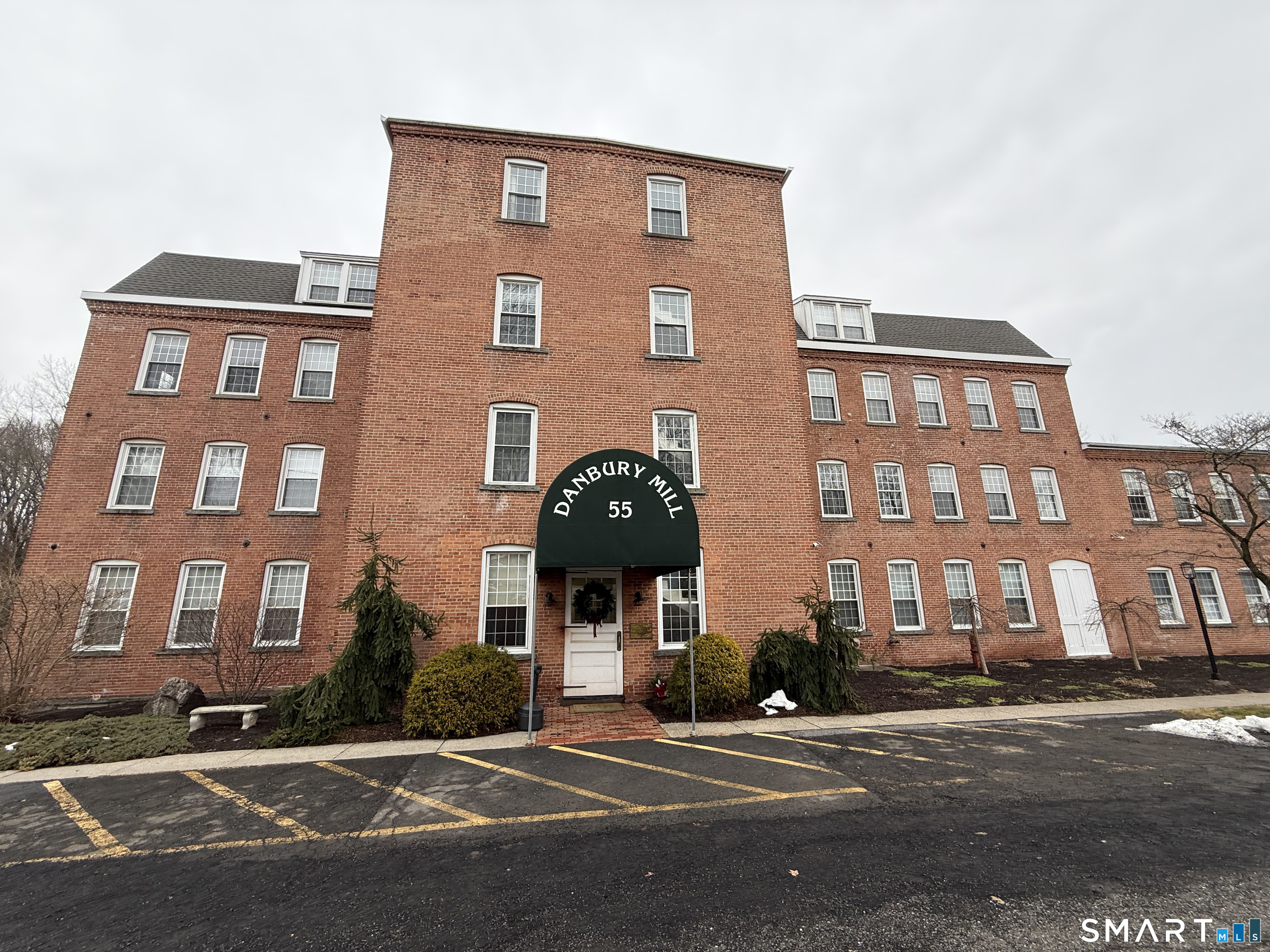 55 Oil Mill Road APT 16
