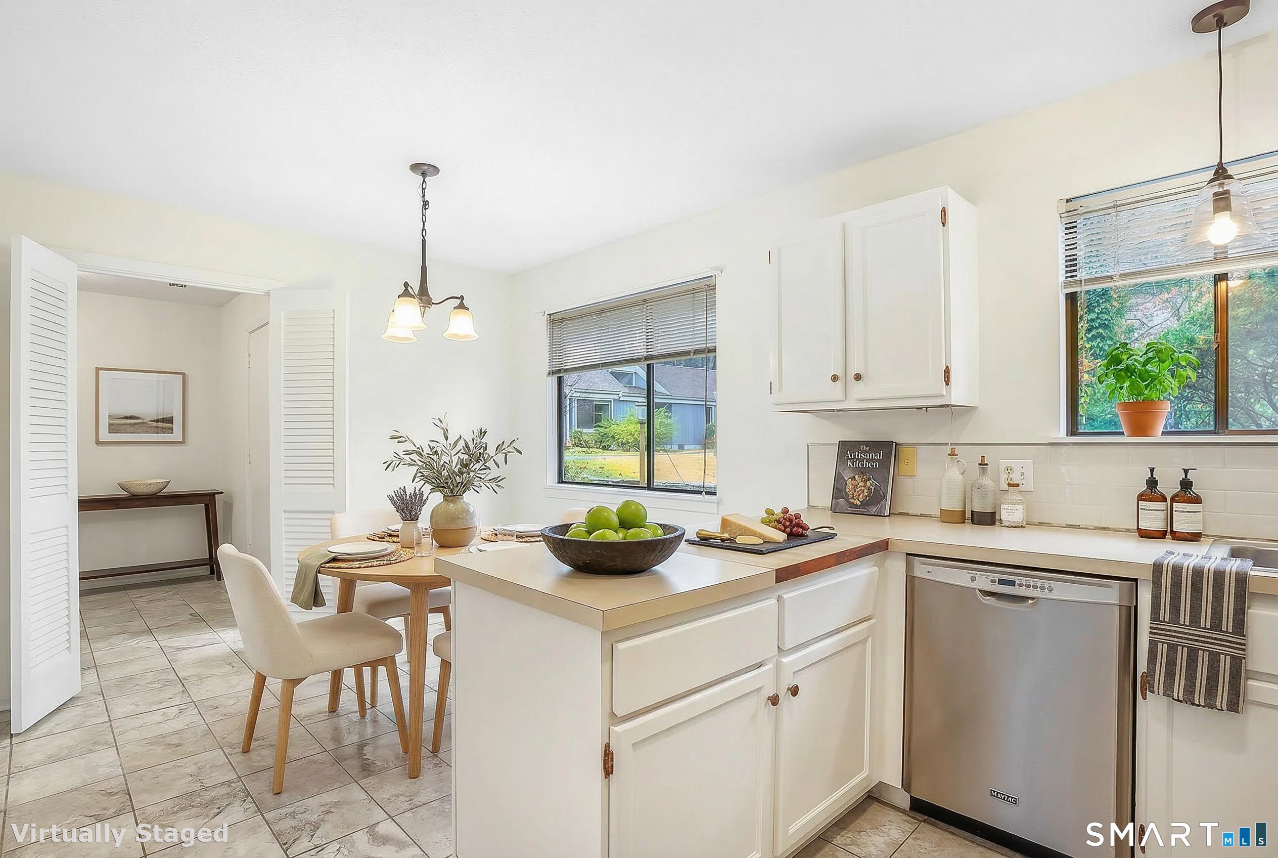 511 Heritage Village B