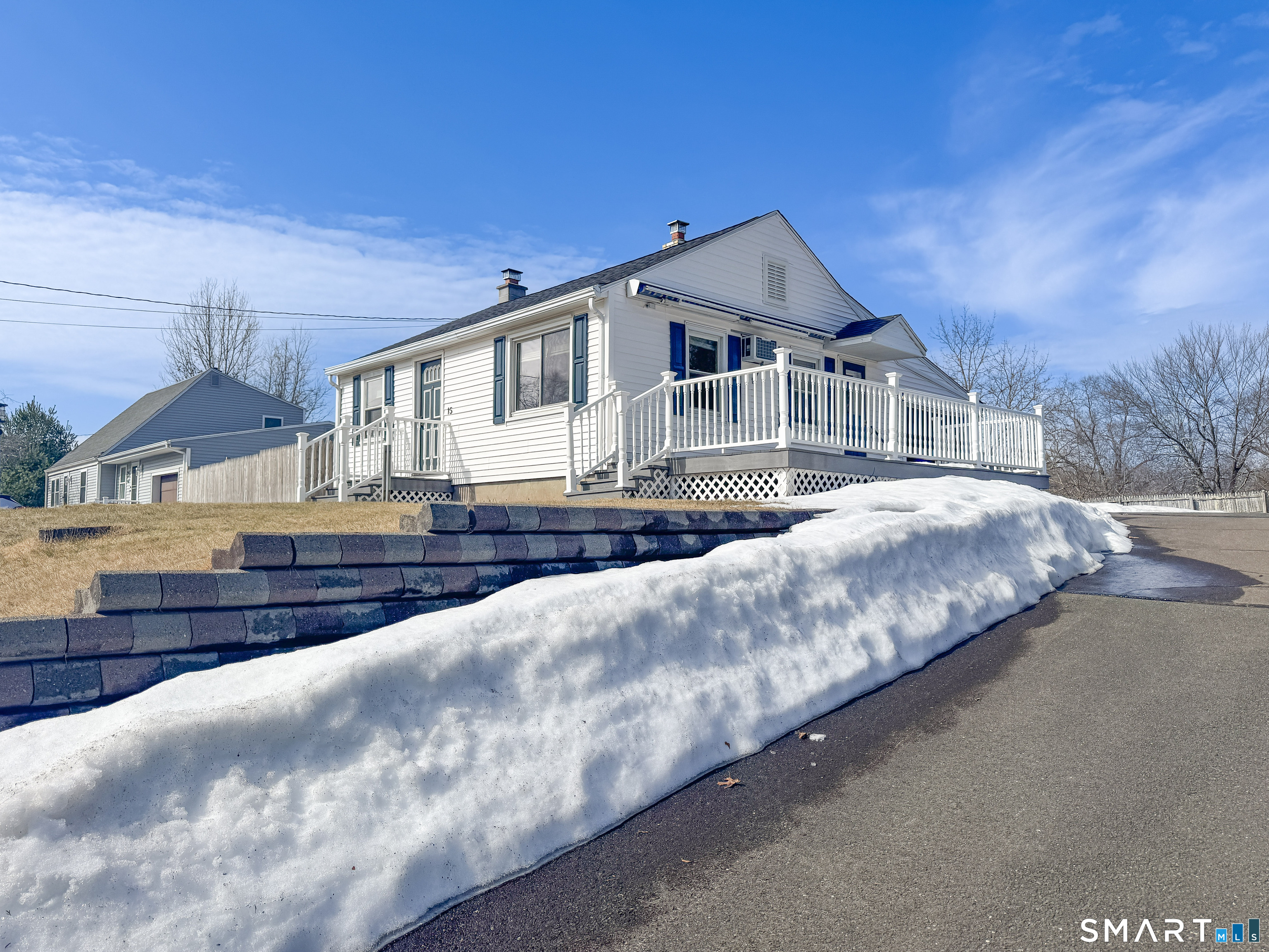 15 Pine Hill Road