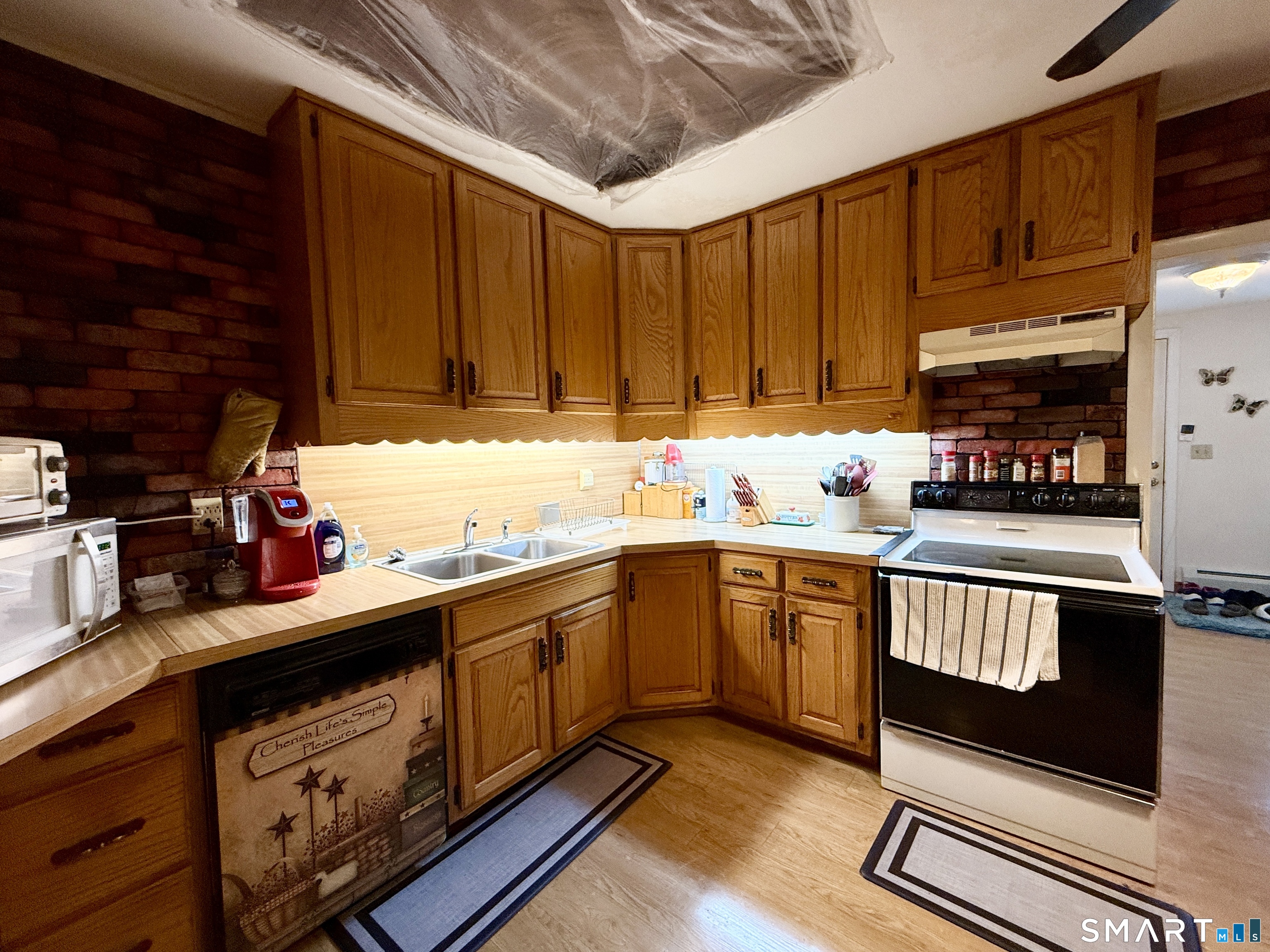 306 Chestnut Hill Road