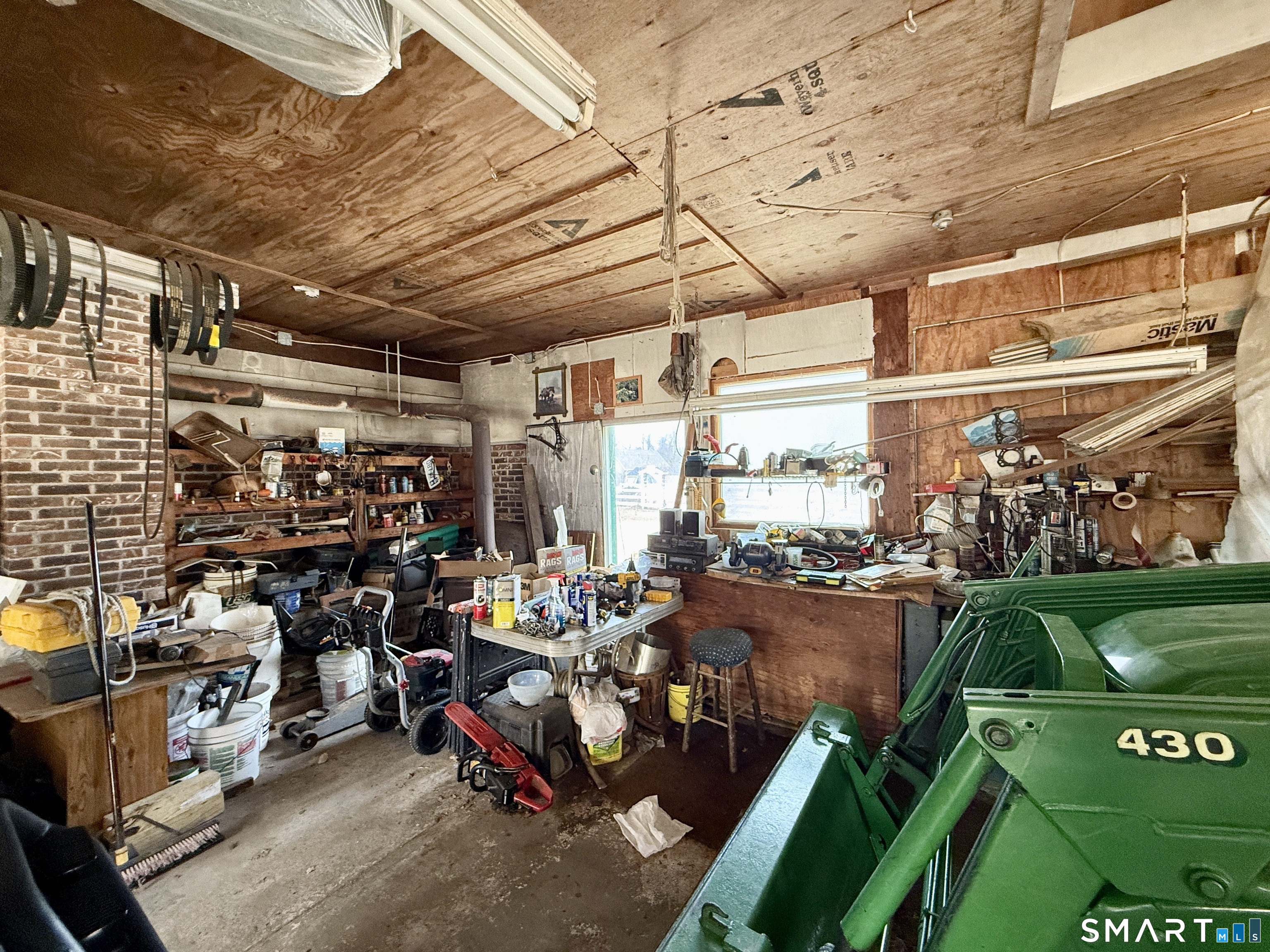 306 Chestnut Hill Road