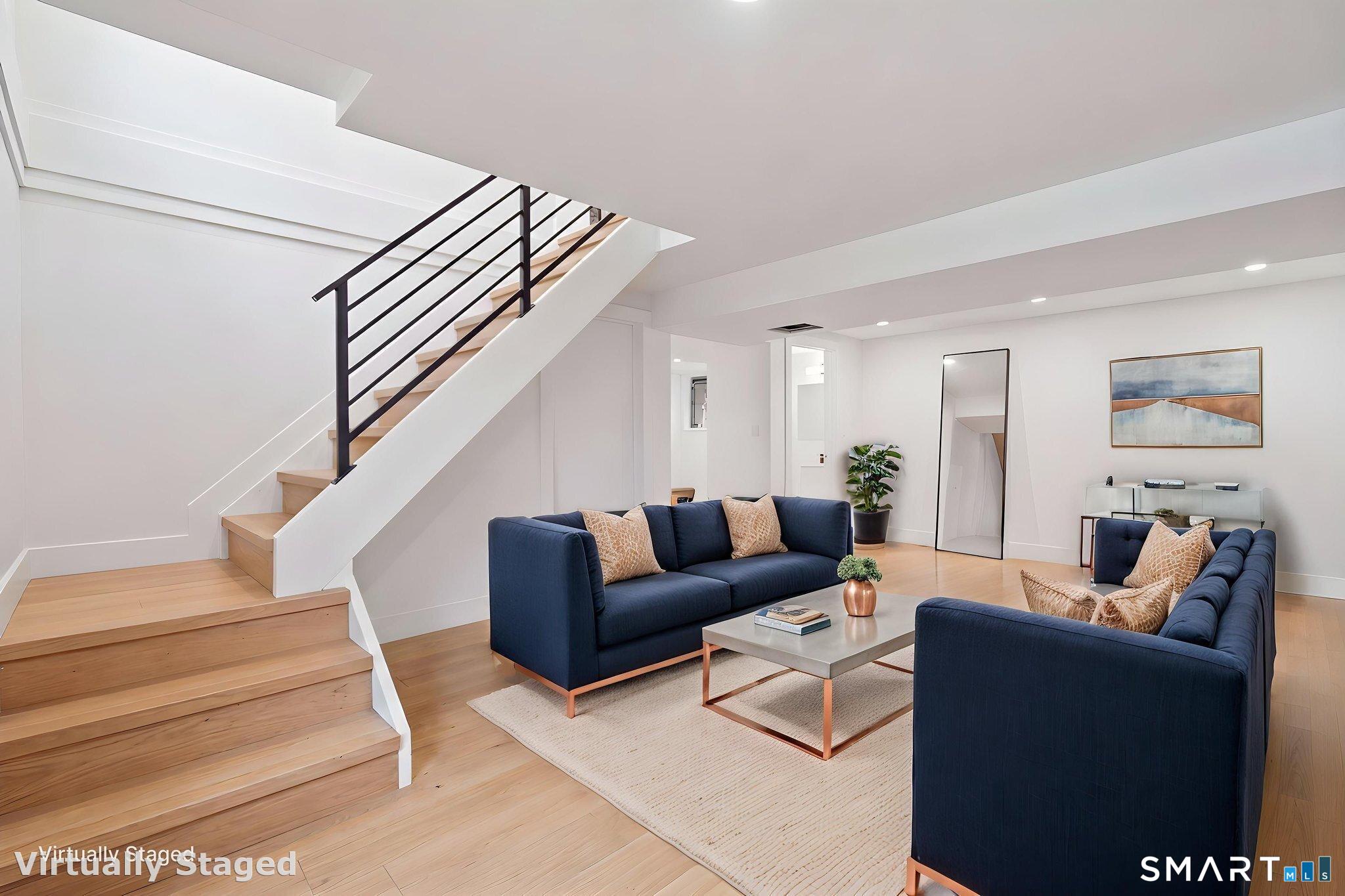 18 Craigmoor Road South