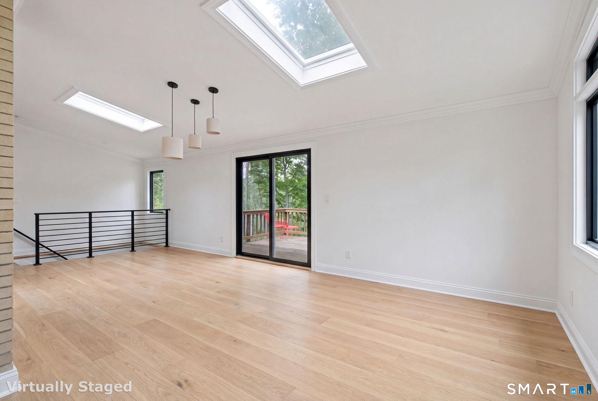 18 Craigmoor Road South