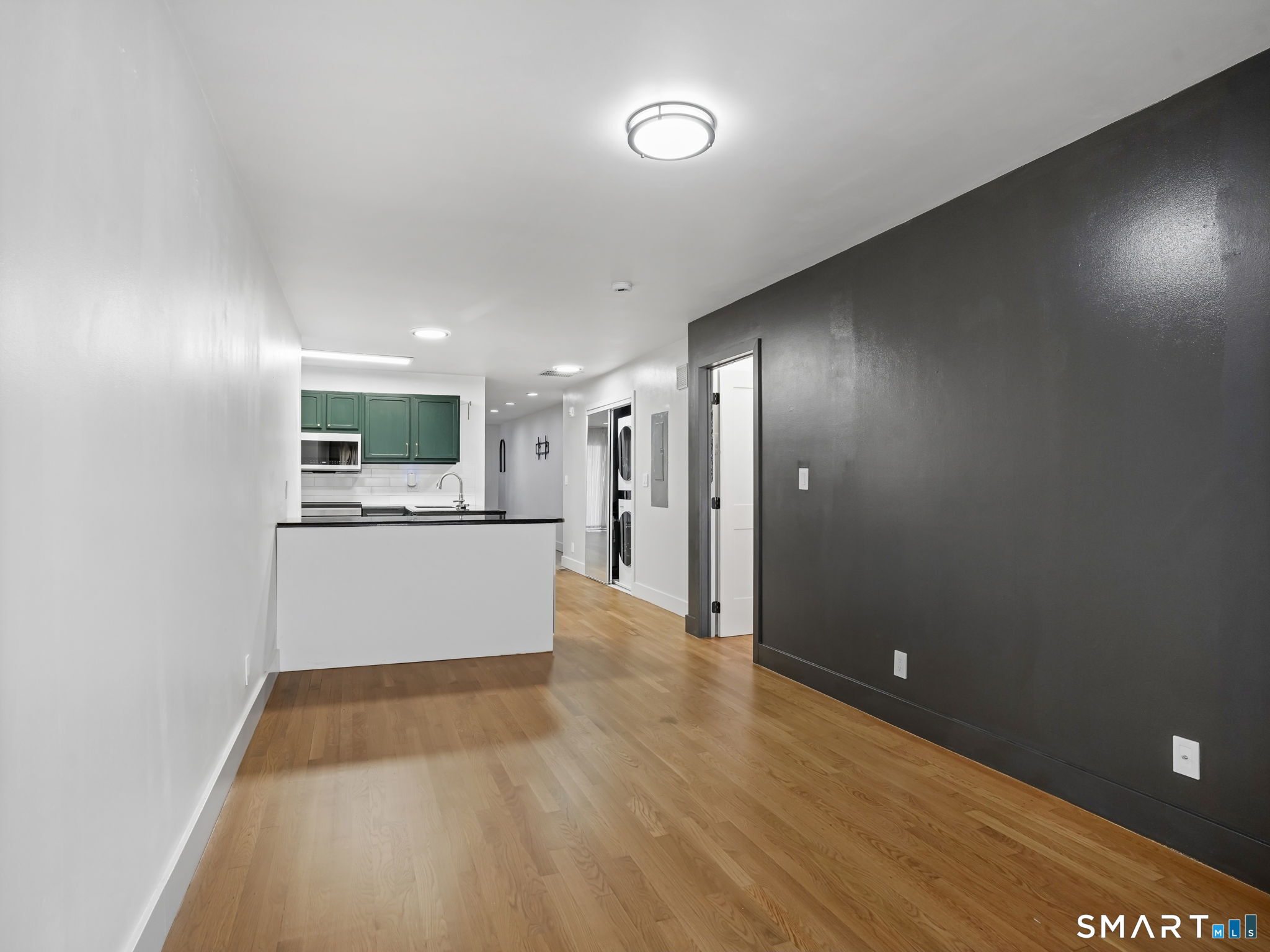 170 Forest Street Unit: 9