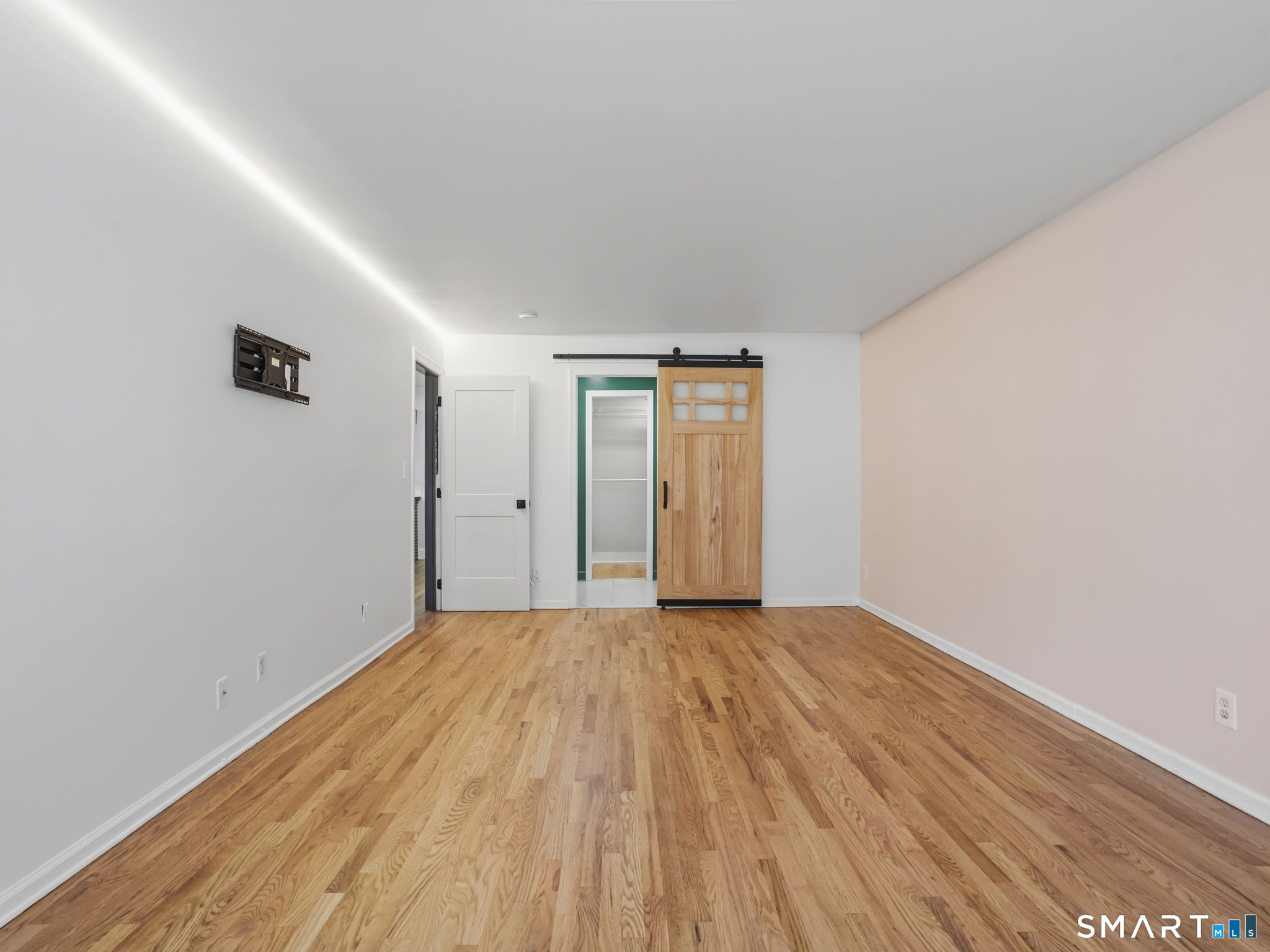 170 Forest Street Unit: 9
