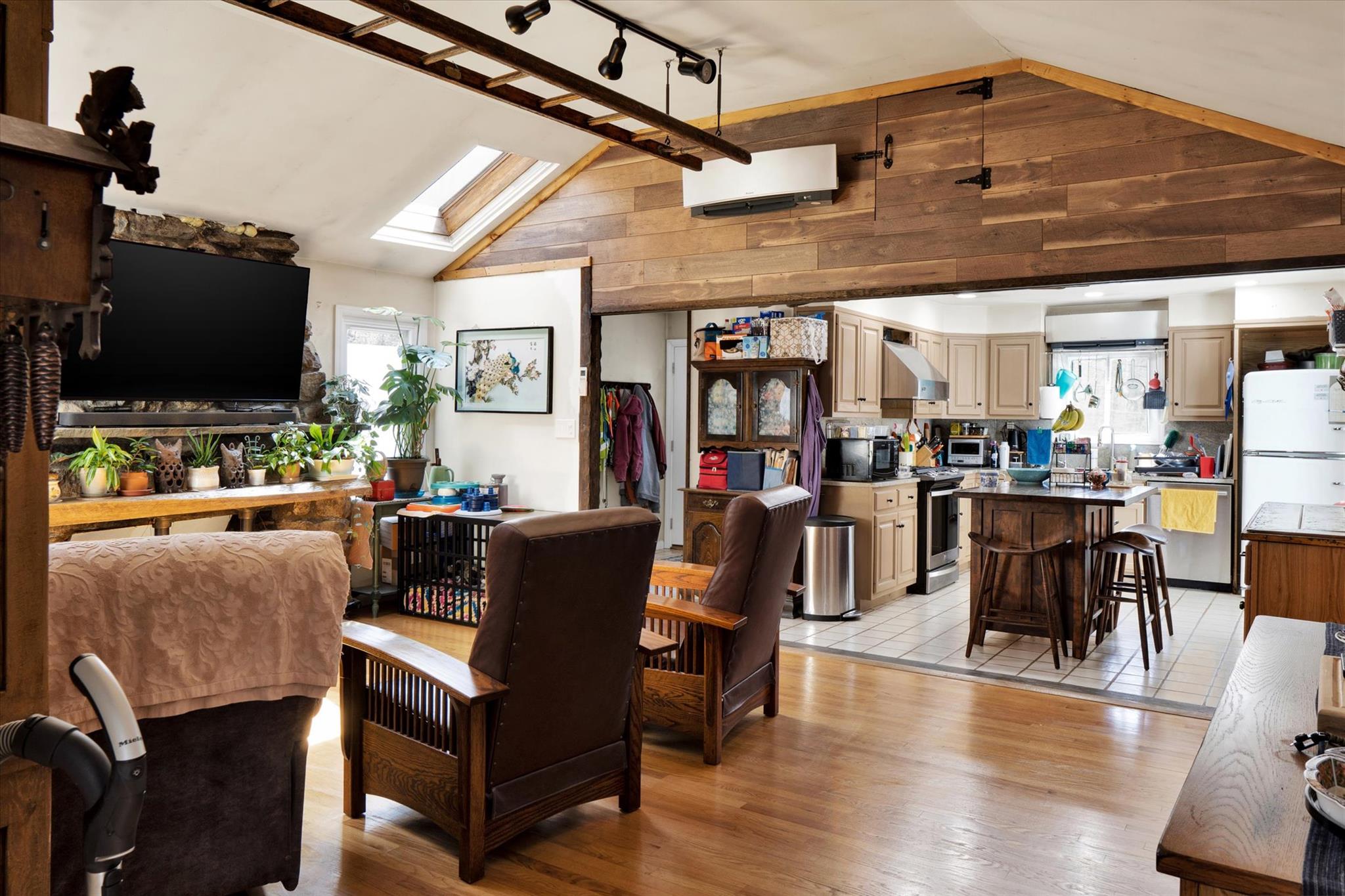 251 Canopus Hollow Road
