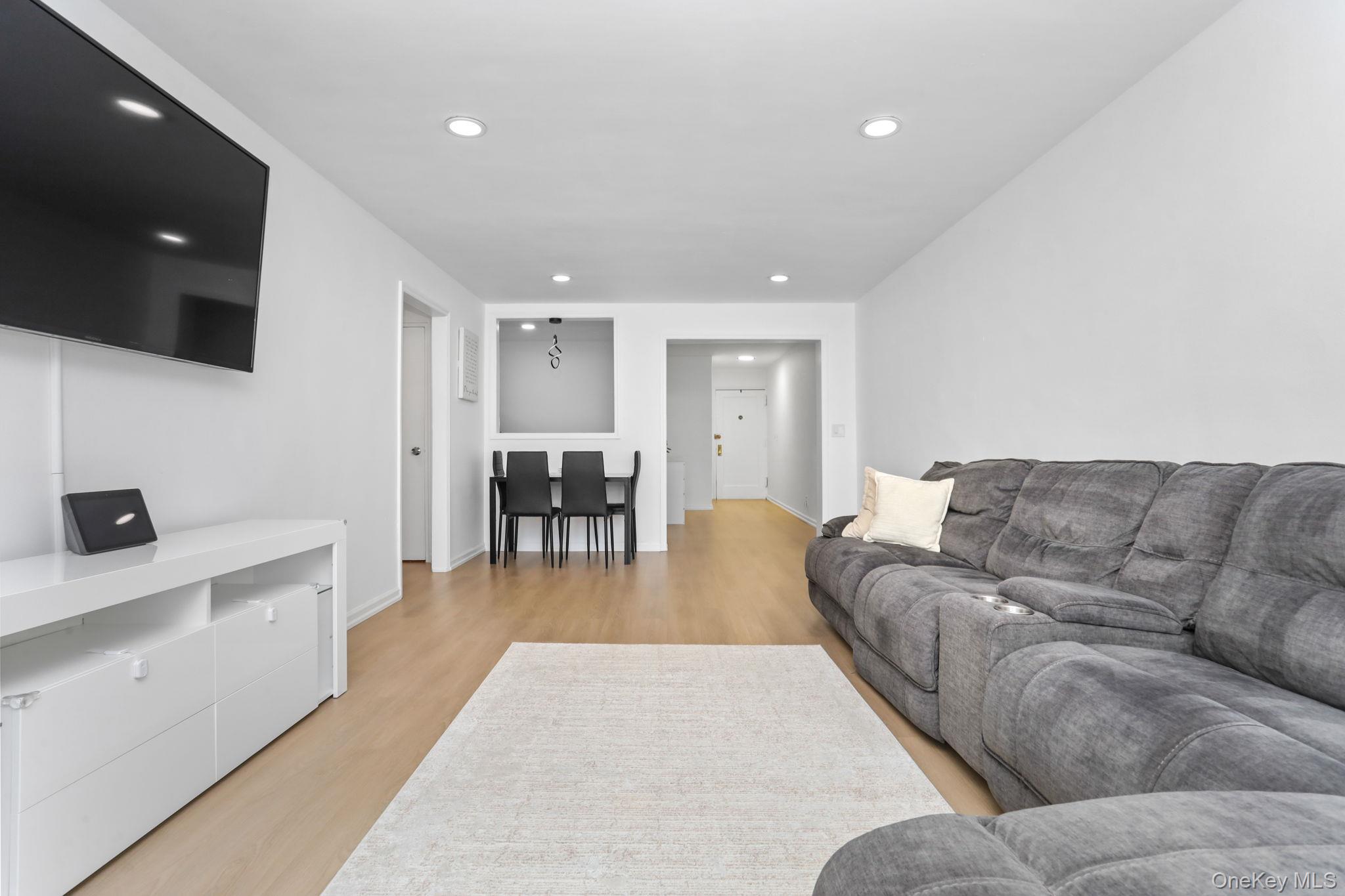 450 Pelham Road Unit: 1C