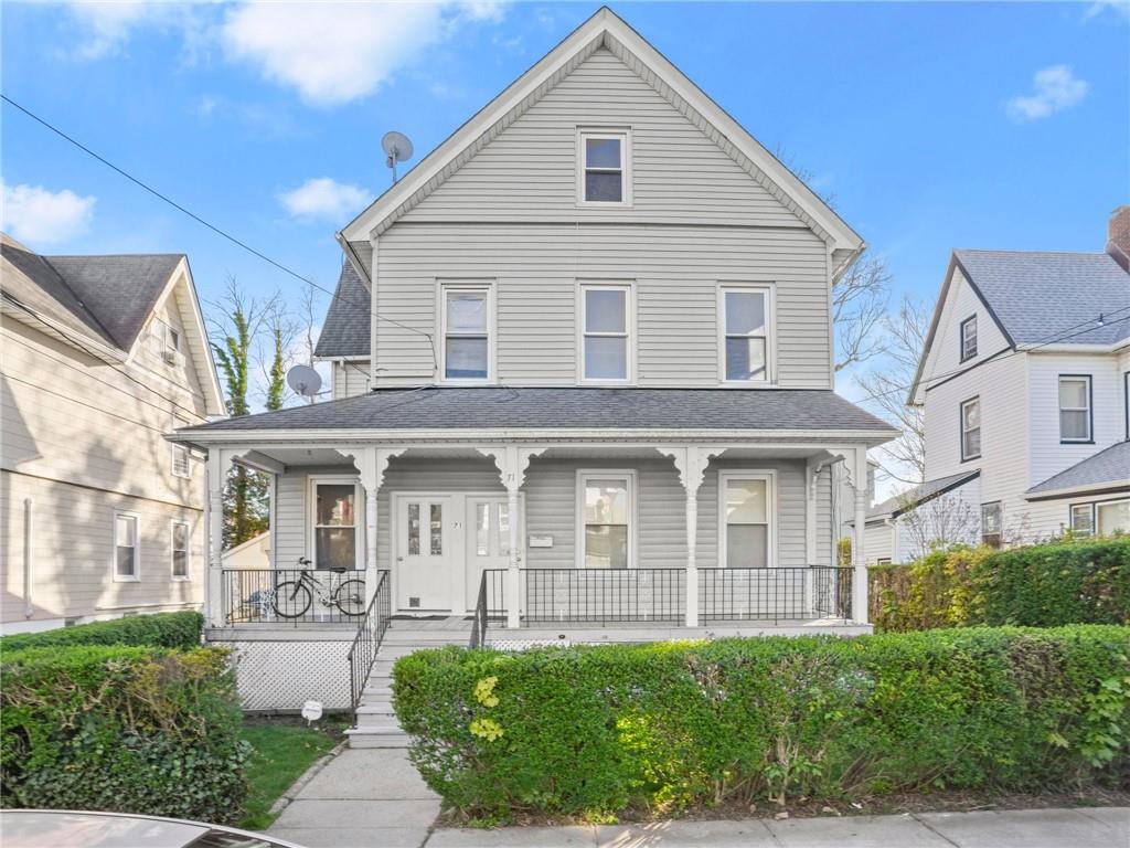 71 Division Street S
