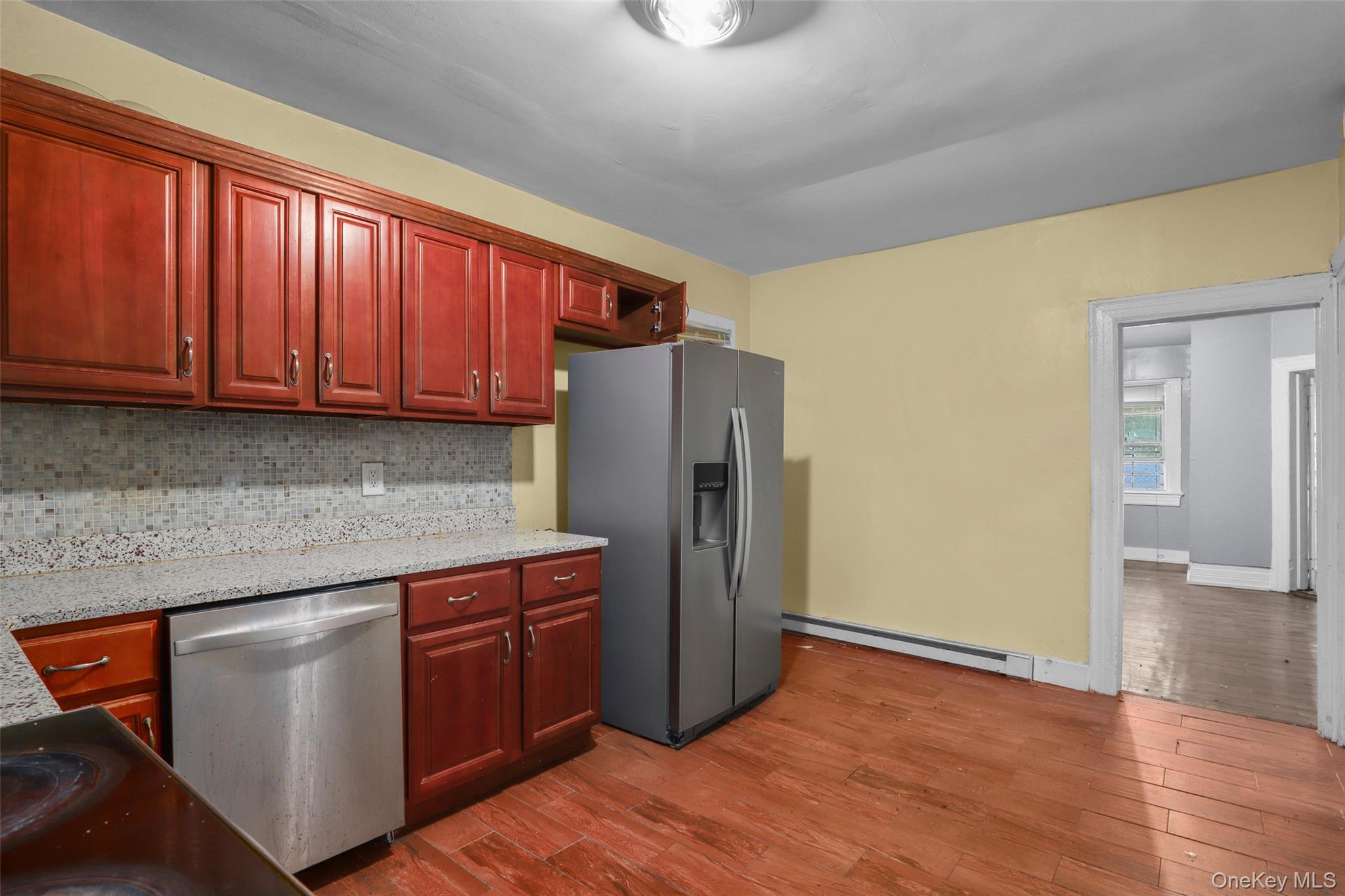 112 S 7th Avenue