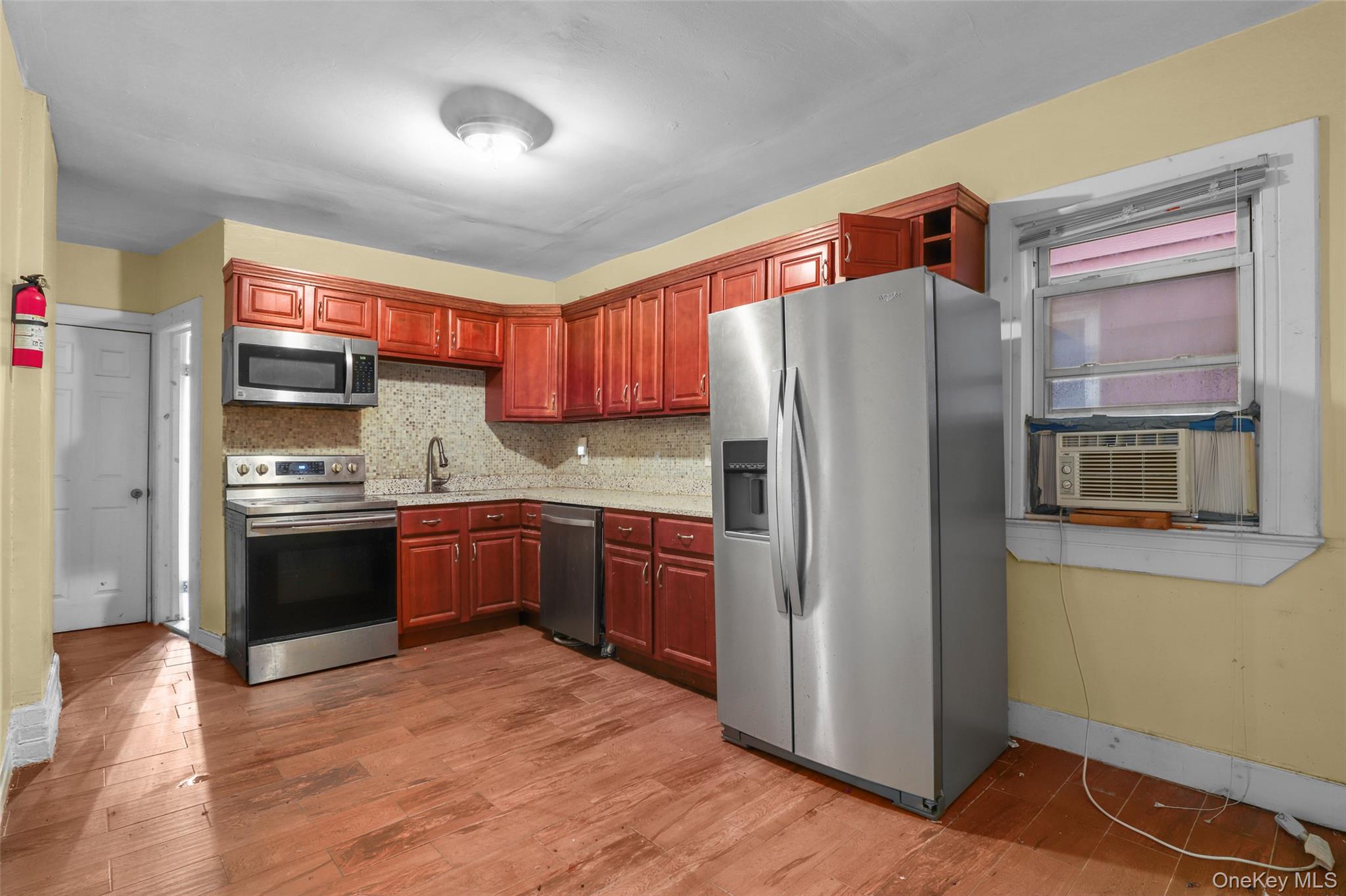 112 S 7th Avenue