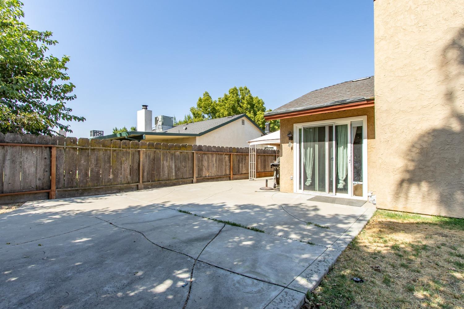1464 Valley Street