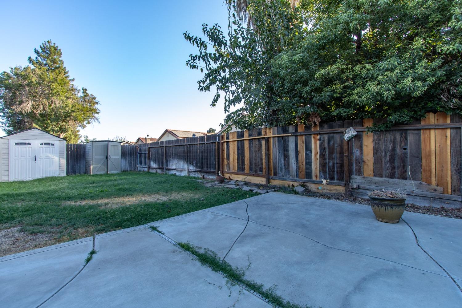 1464 Valley Street