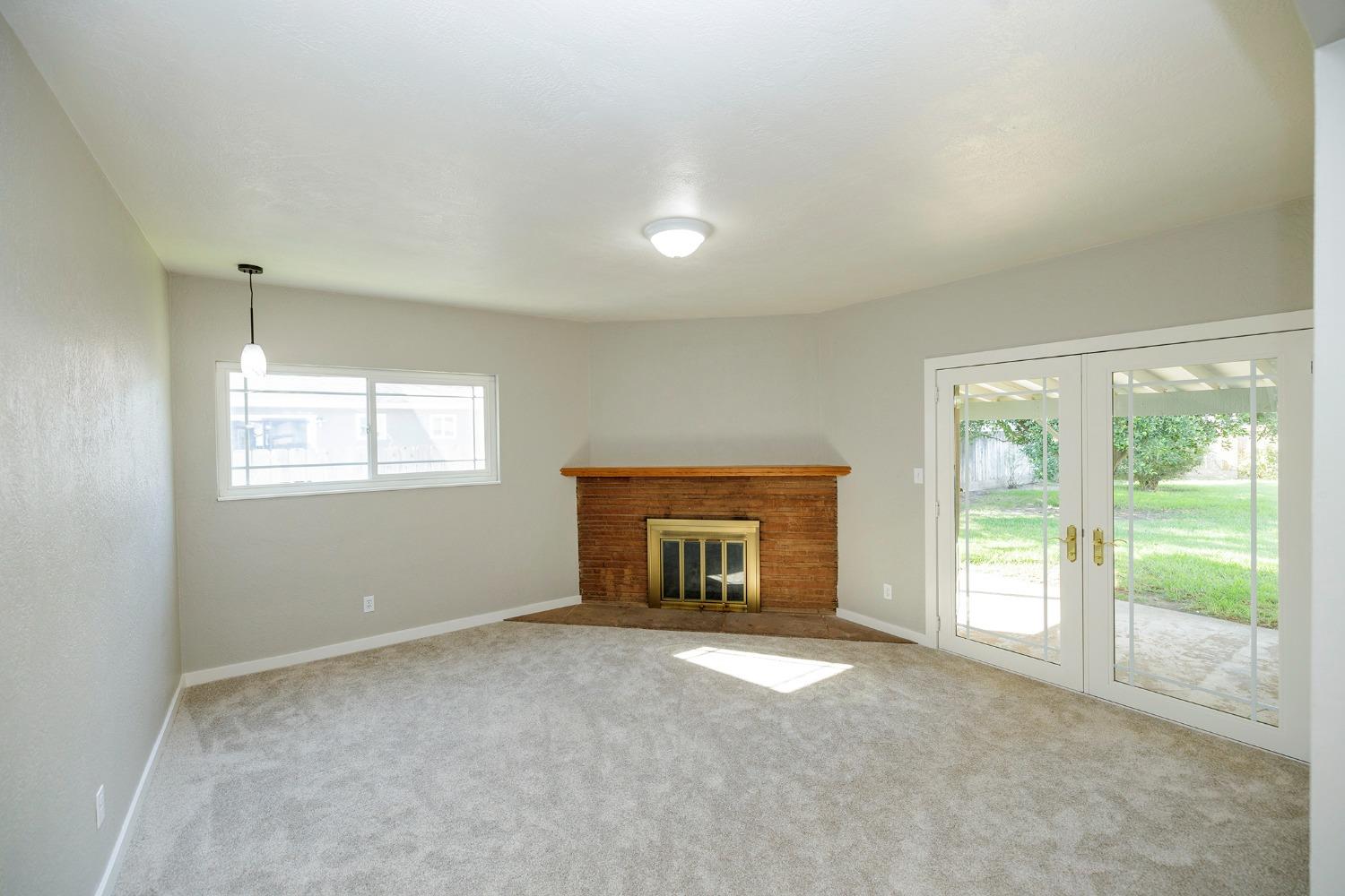 415 N Fremont Street