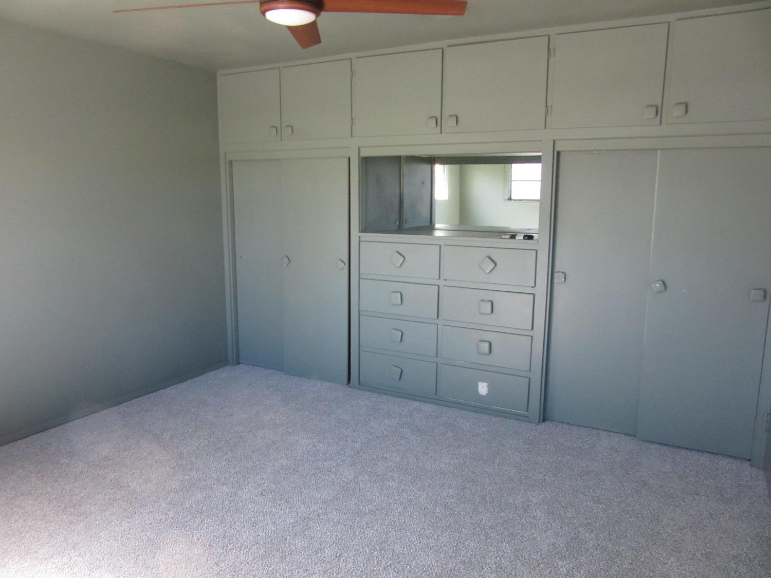 1502 Ashwood Drive