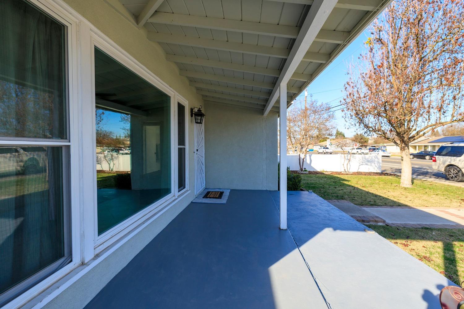 216 Johnson Avenue