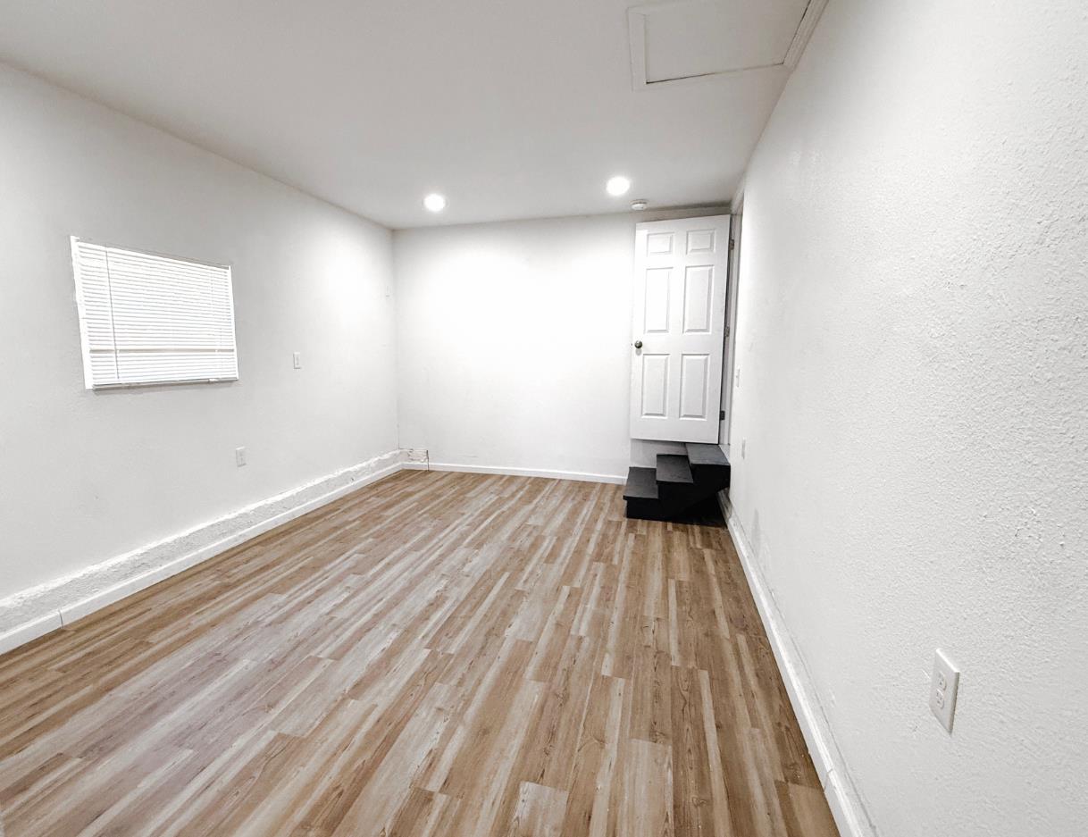 2207 N Sutter Street