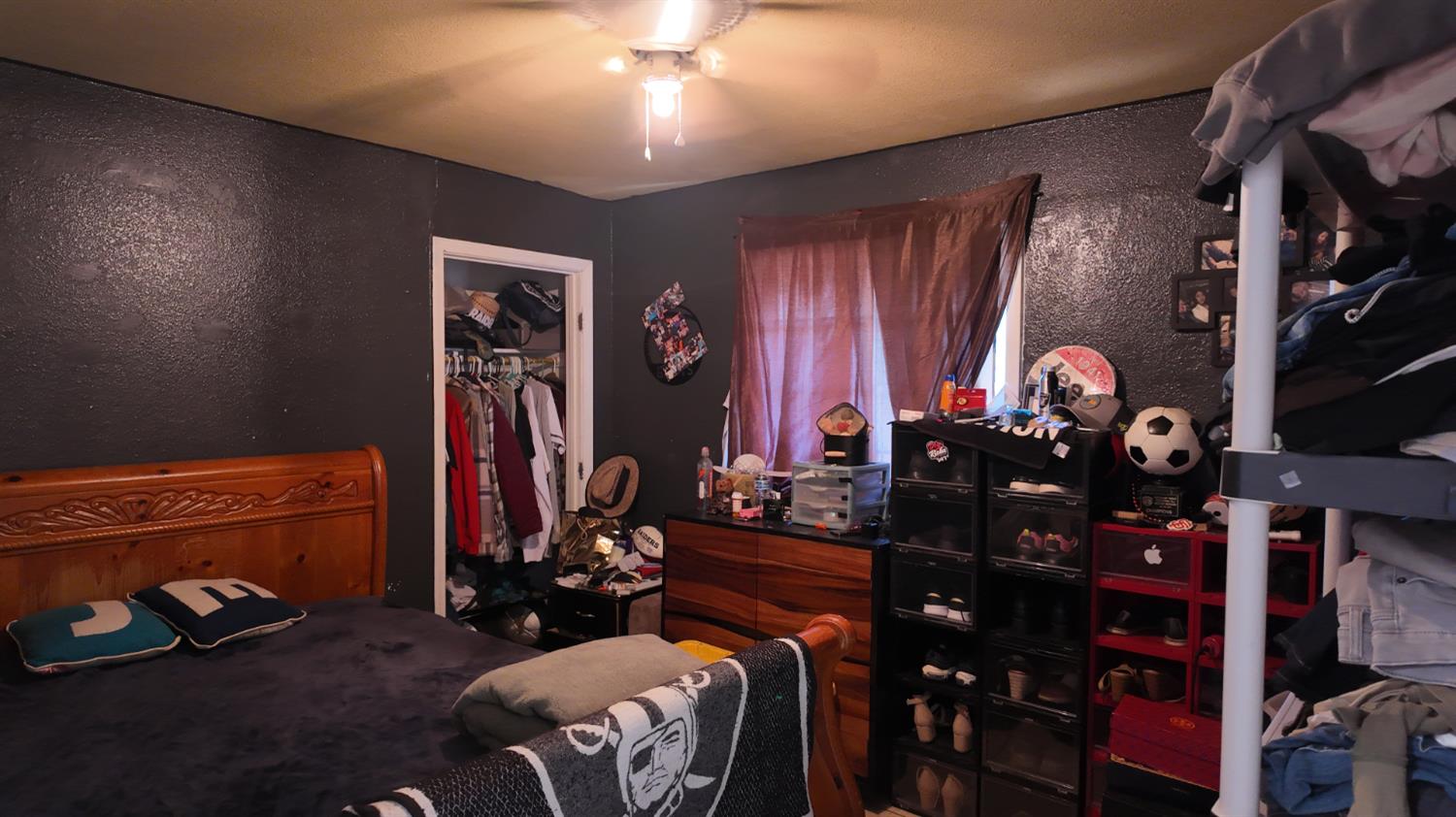 2472 E Sonora Street