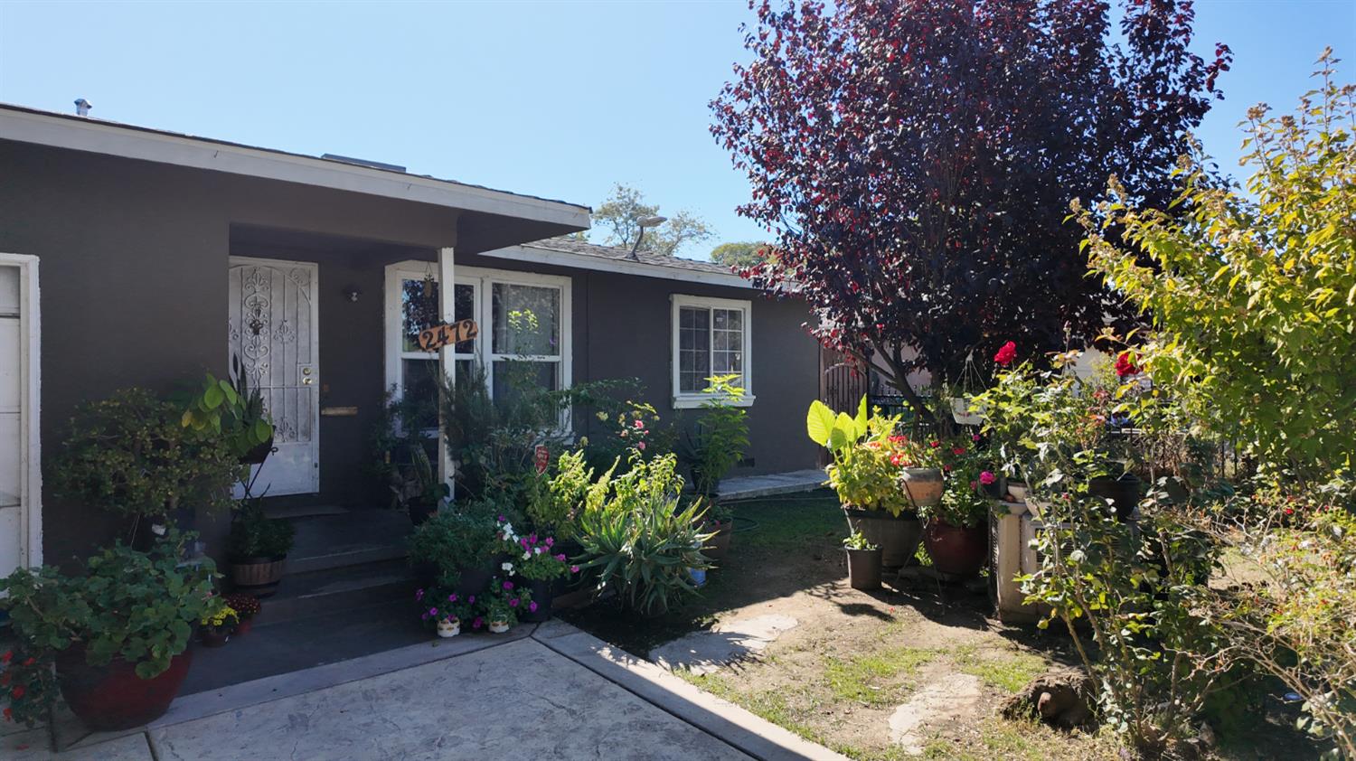 2472 E Sonora Street