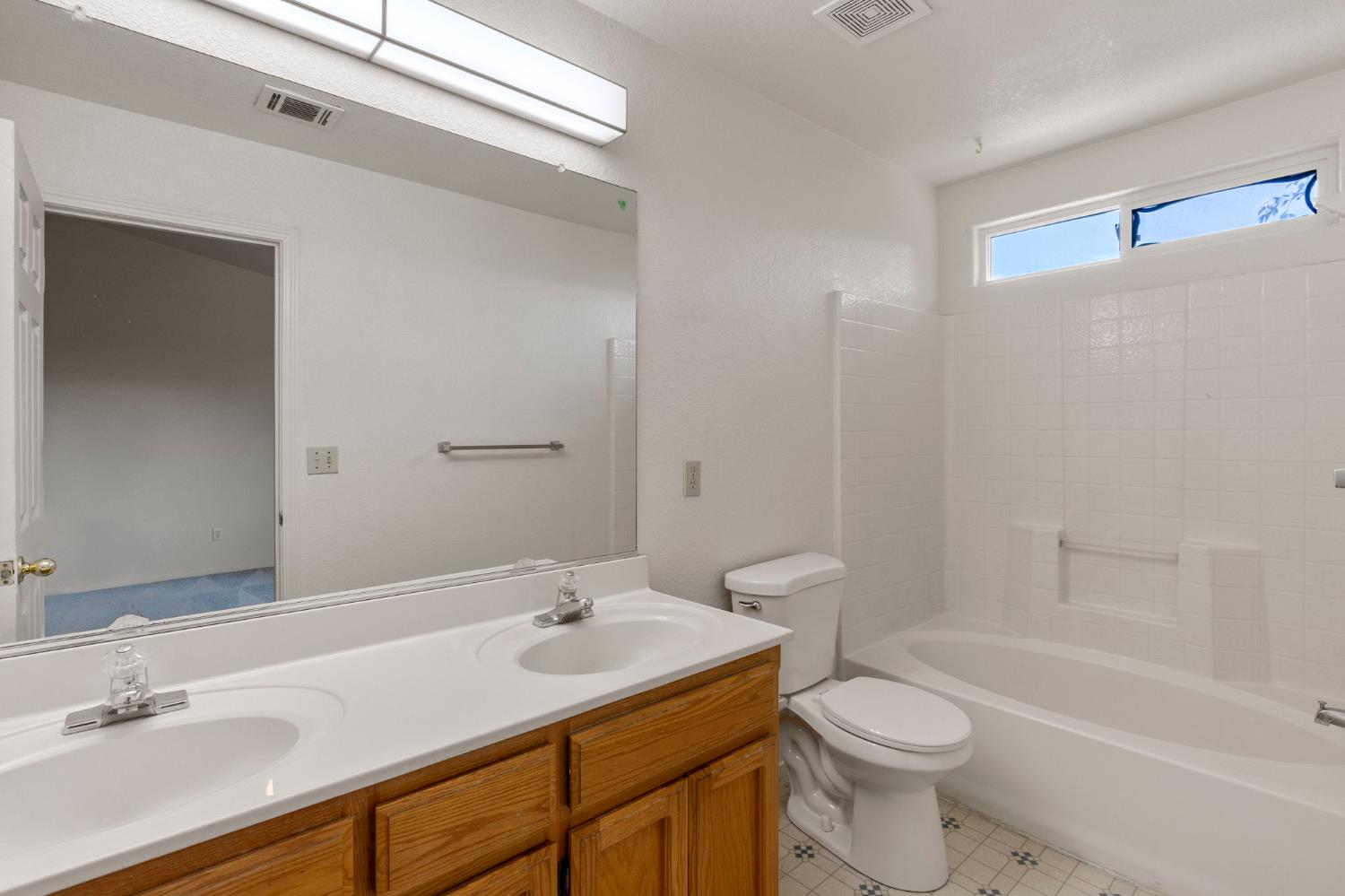 1148 Highlands Park Drive