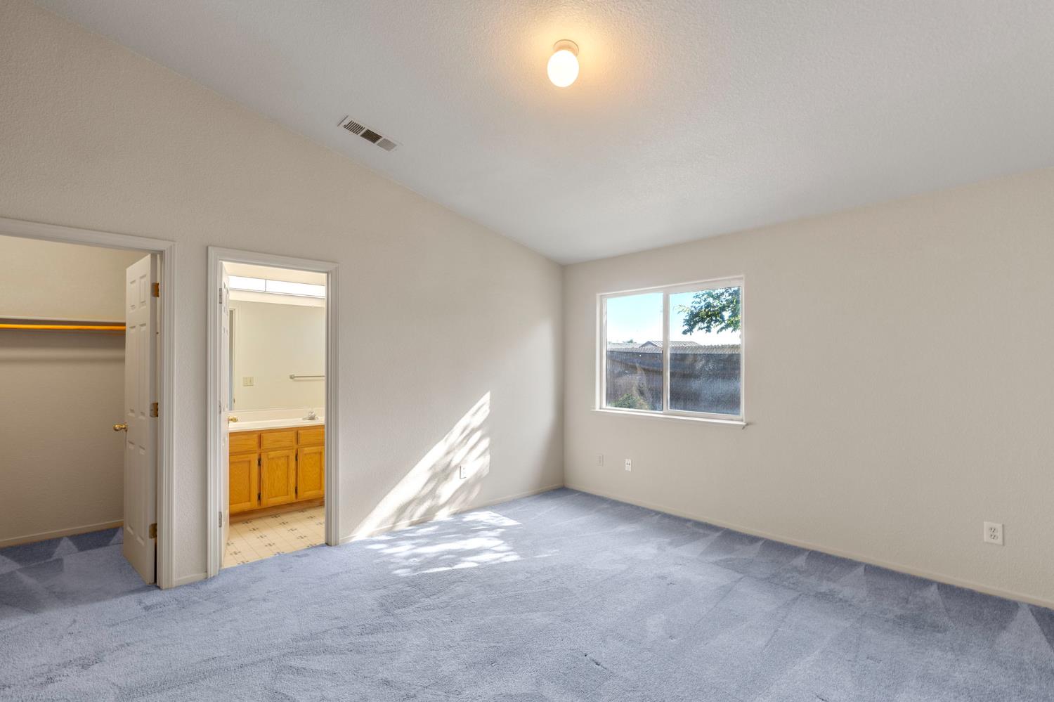 1148 Highlands Park Drive