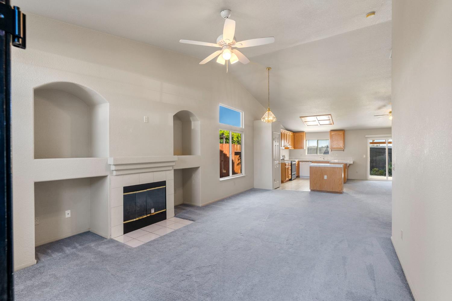 1148 Highlands Park Drive