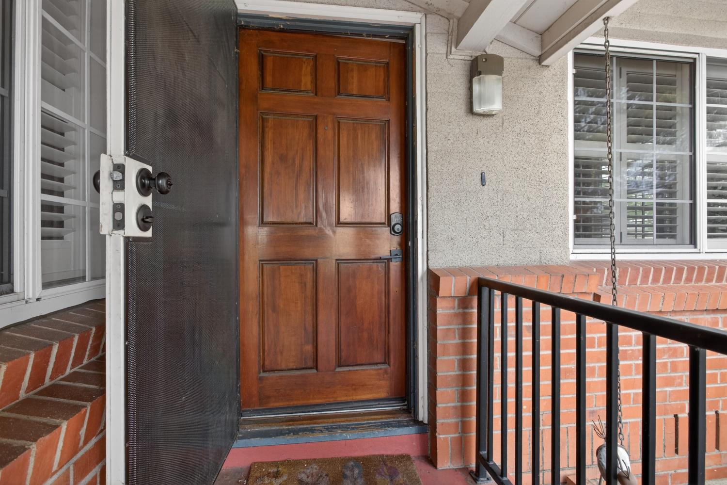 5444 E Main Street