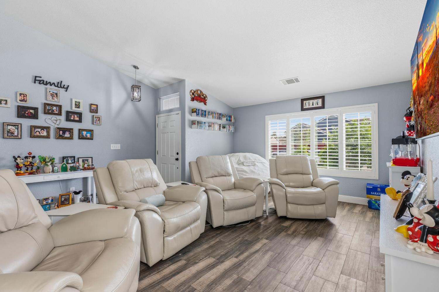 1029 Chenin Blanc Street