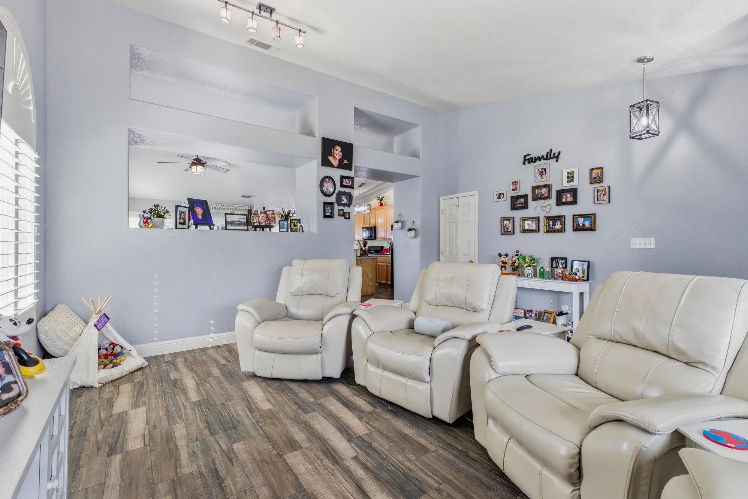 1029 Chenin Blanc Street