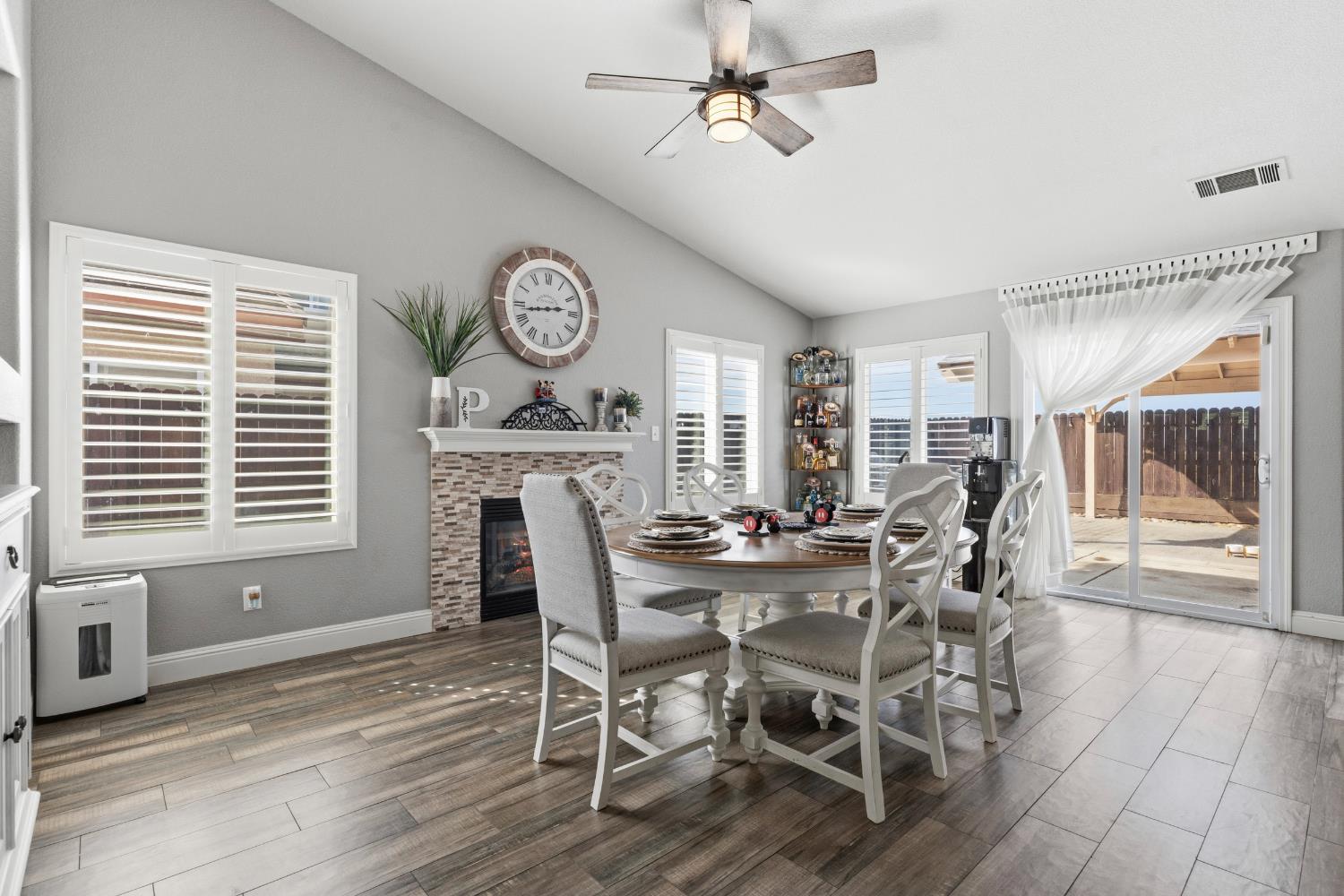 1029 Chenin Blanc Street