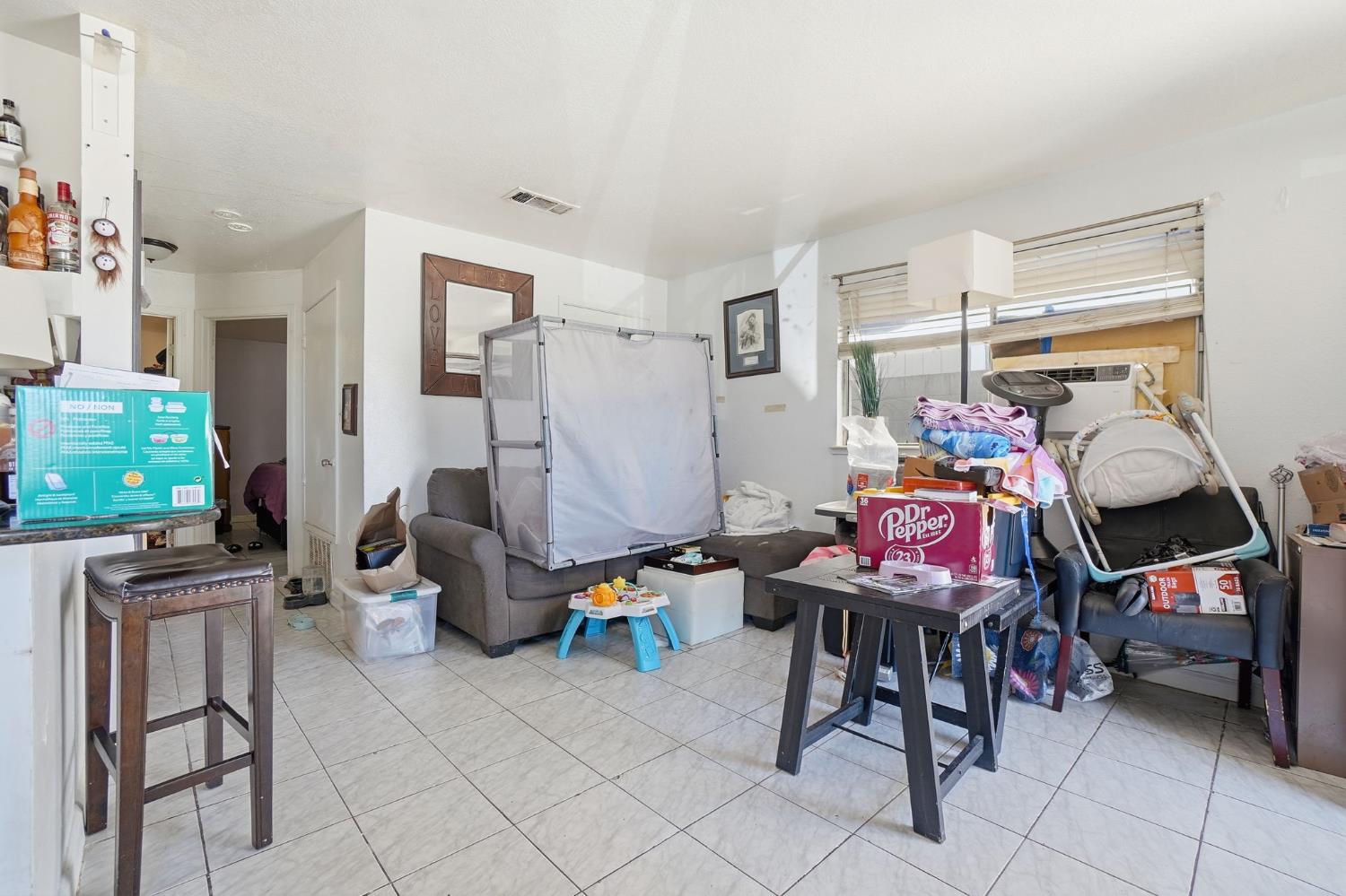 230 N 4th Avenue