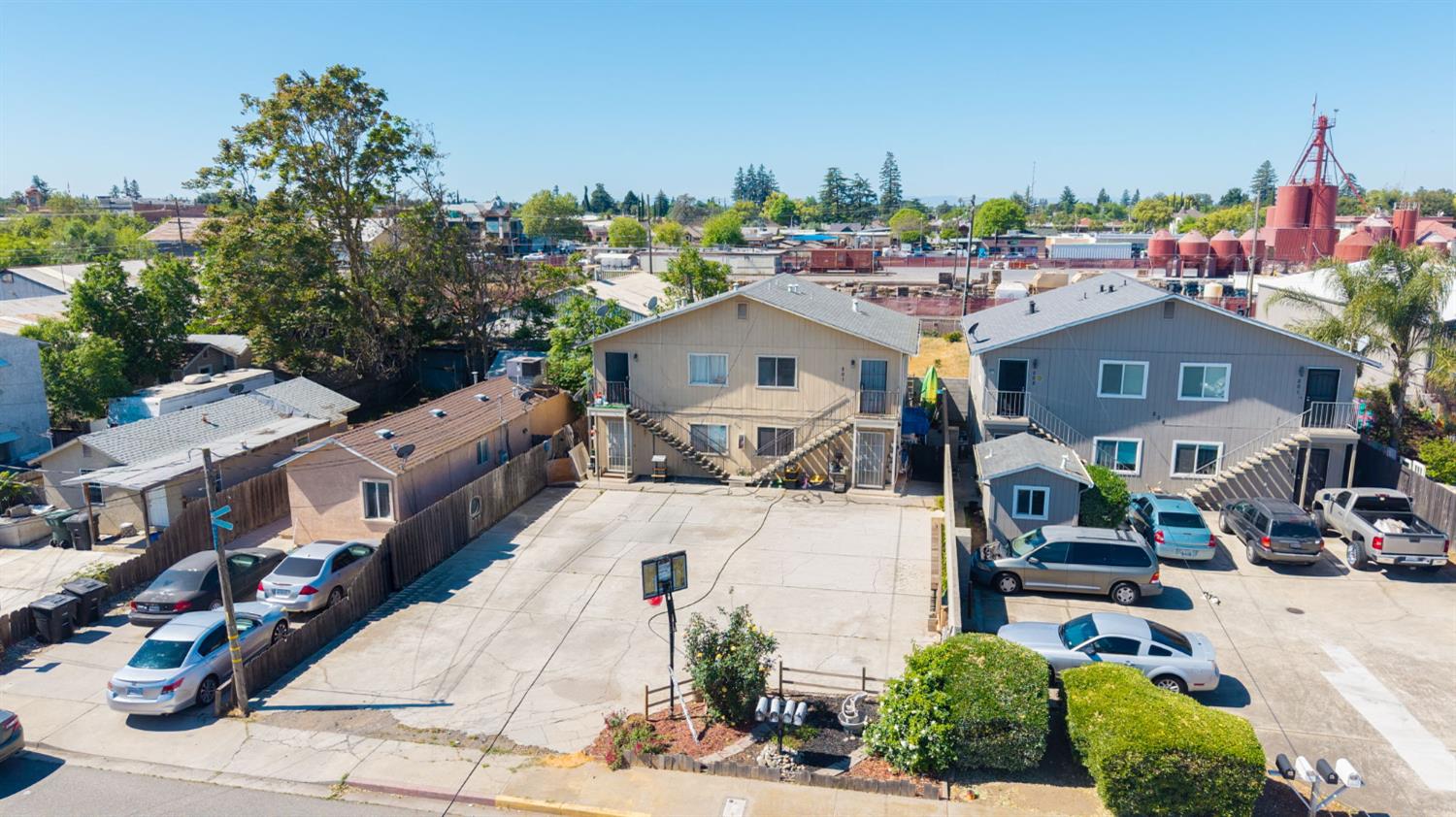 230 N 4th Avenue