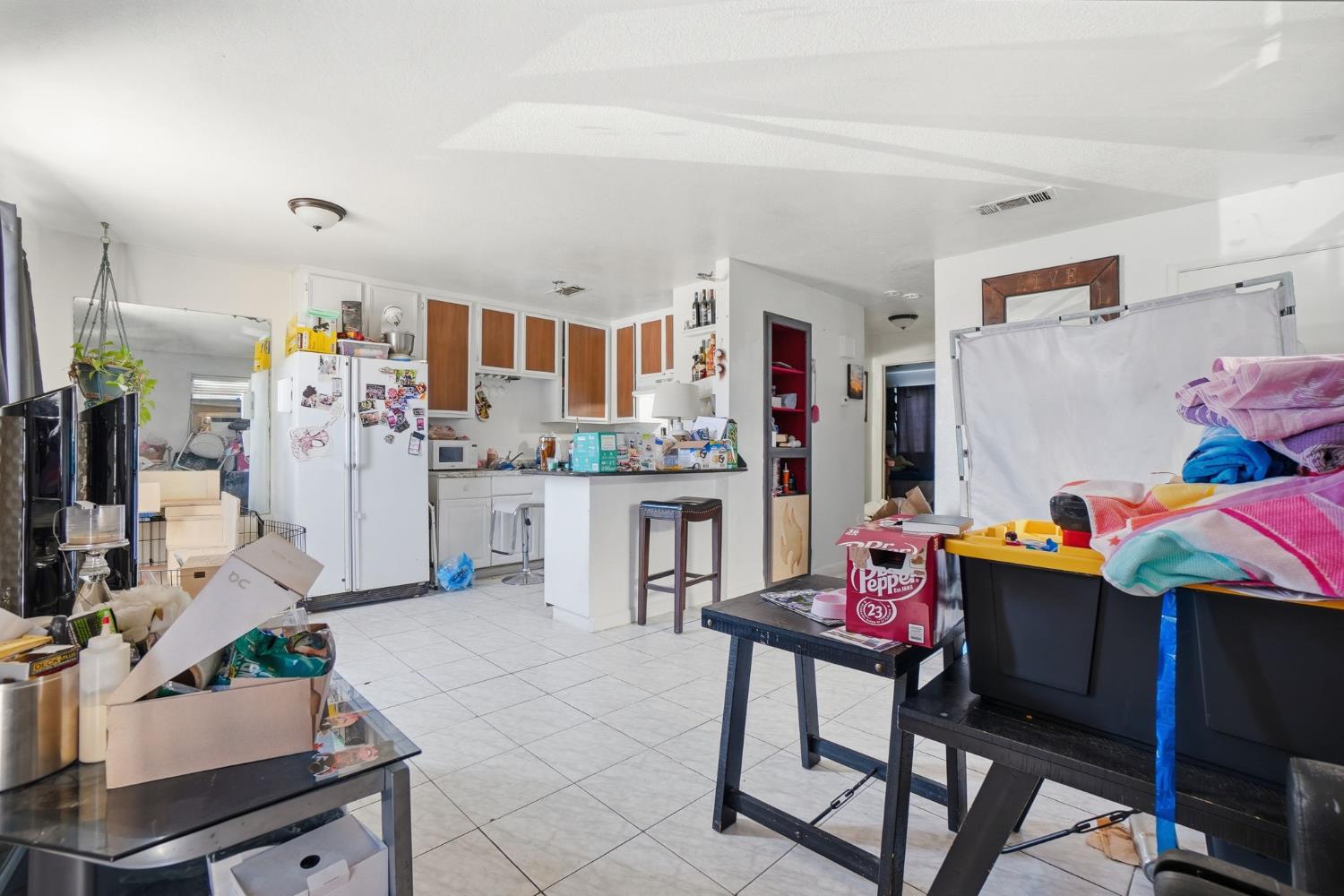 230 N 4th Avenue