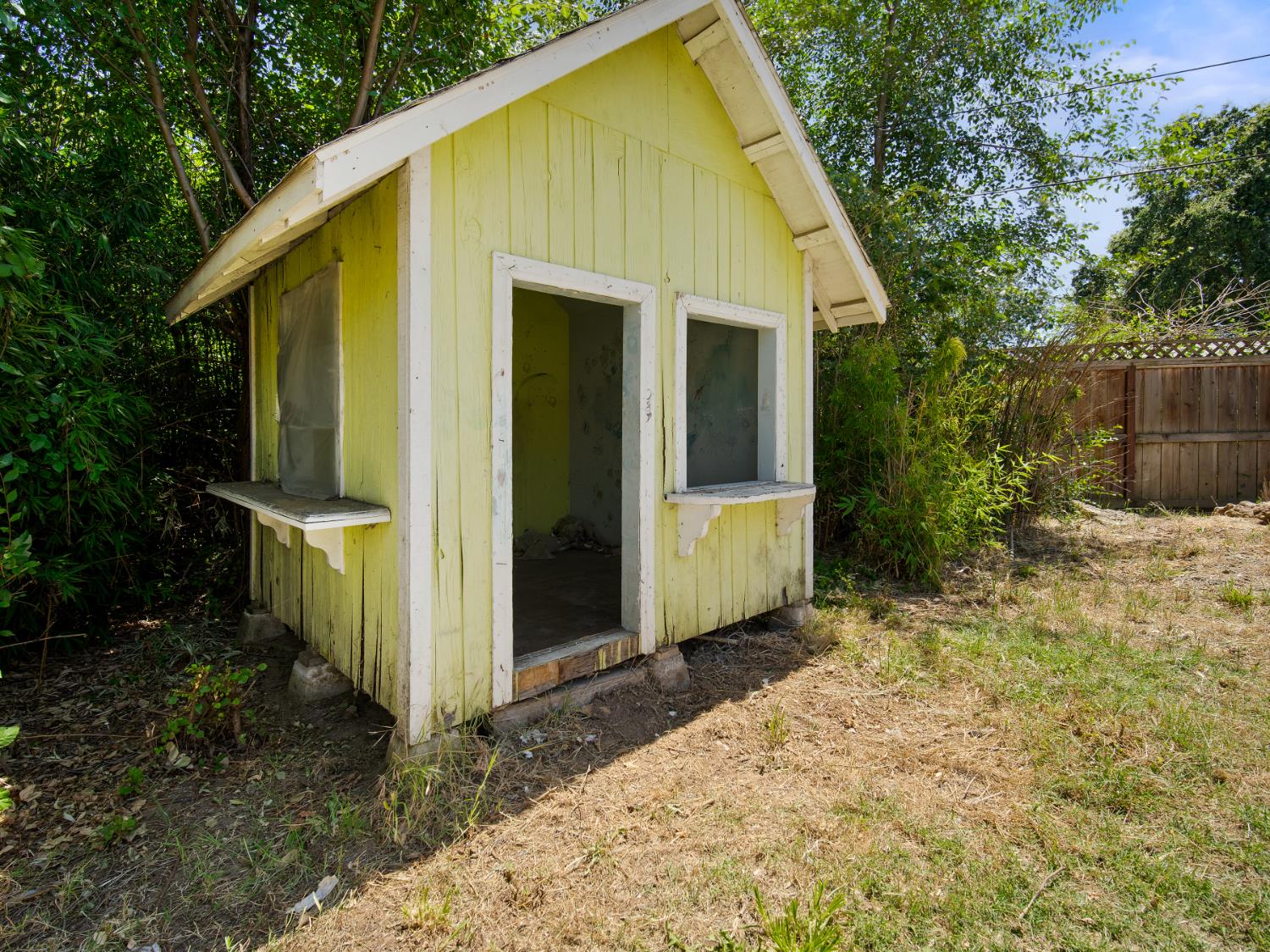 2428 Upham Court