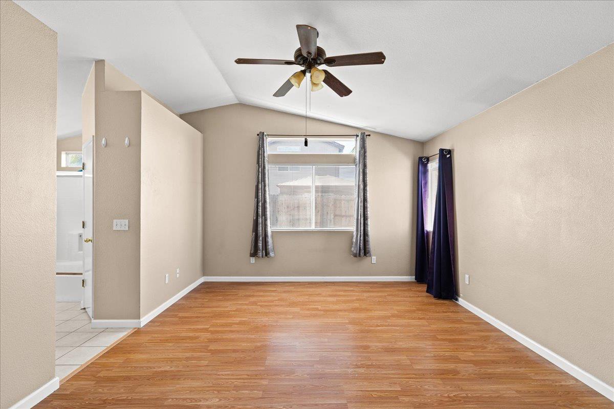 1404 Venice Circle