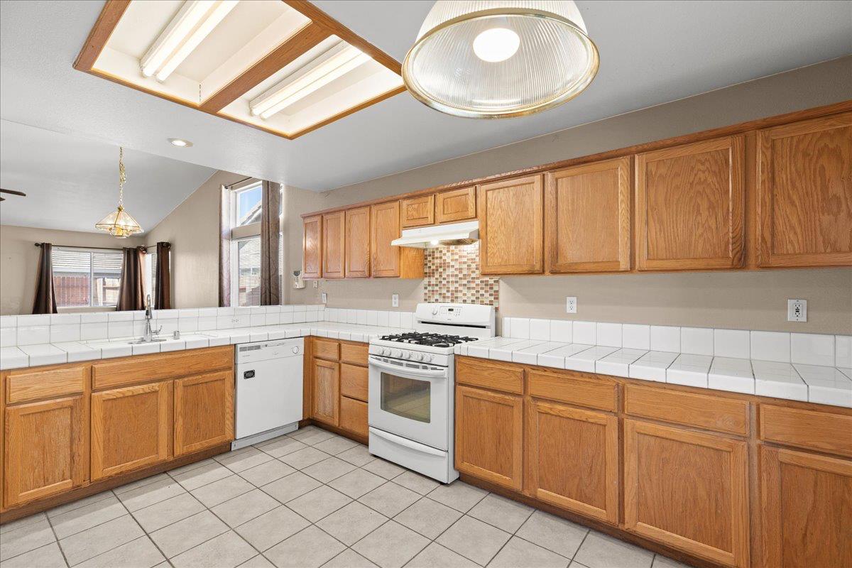 1404 Venice Circle