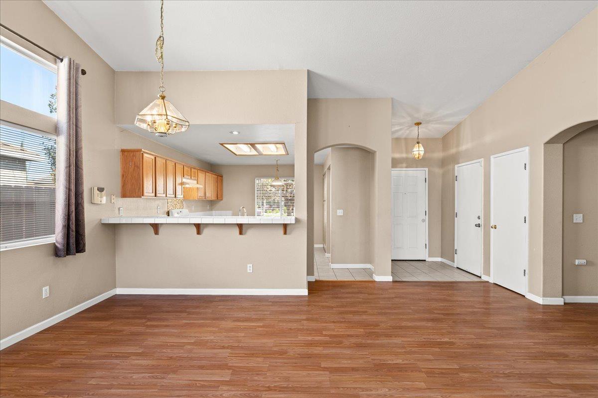 1404 Venice Circle