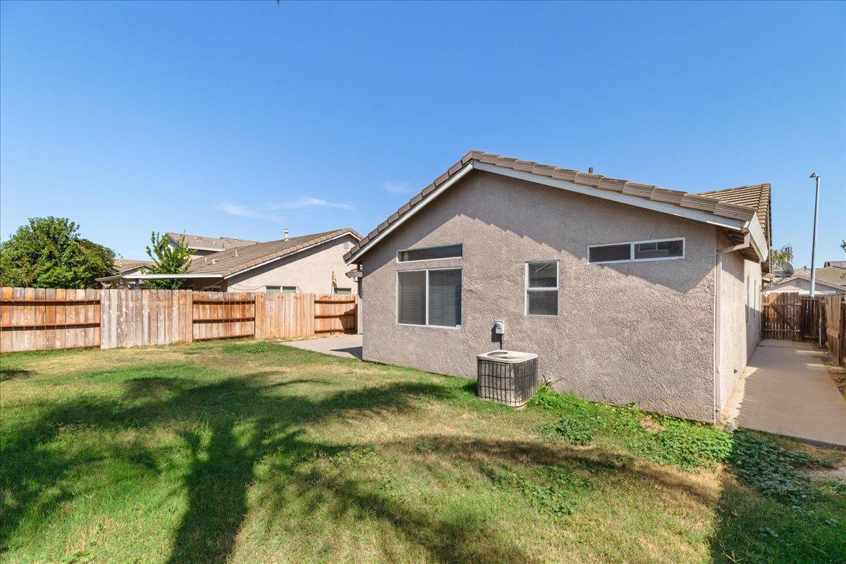 1404 Venice Circle