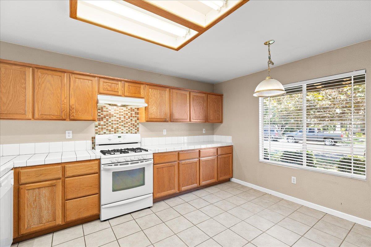 1404 Venice Circle