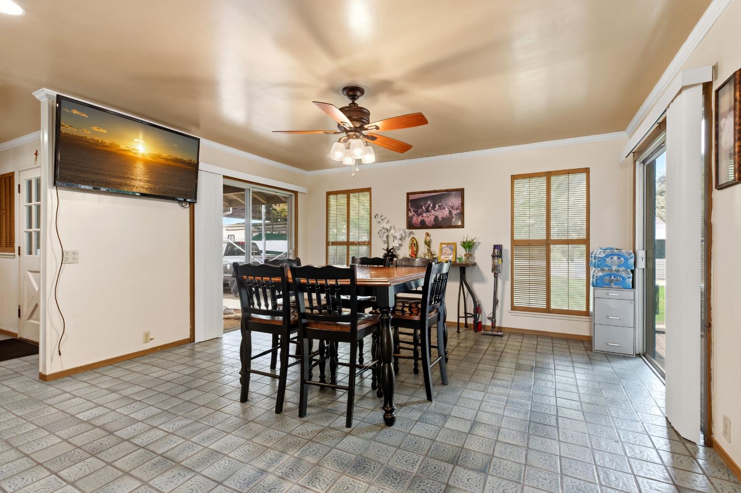 5610 E Highway 4